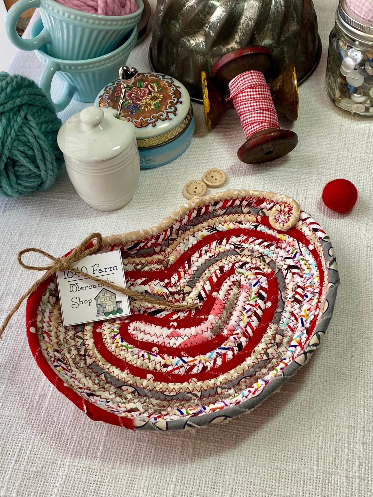 8” Heart Shaped Saucer Trivet