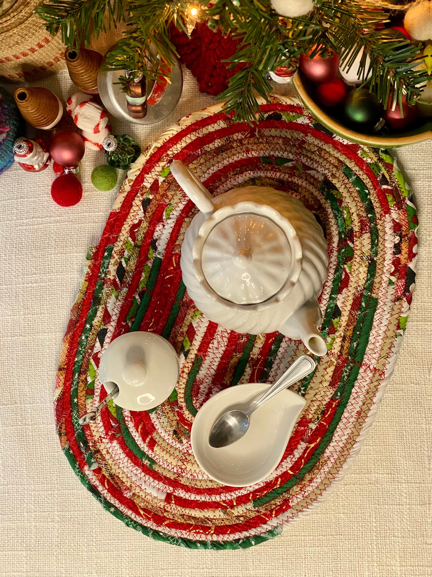 10” x 15" Extra Large Oval Flat Trivet