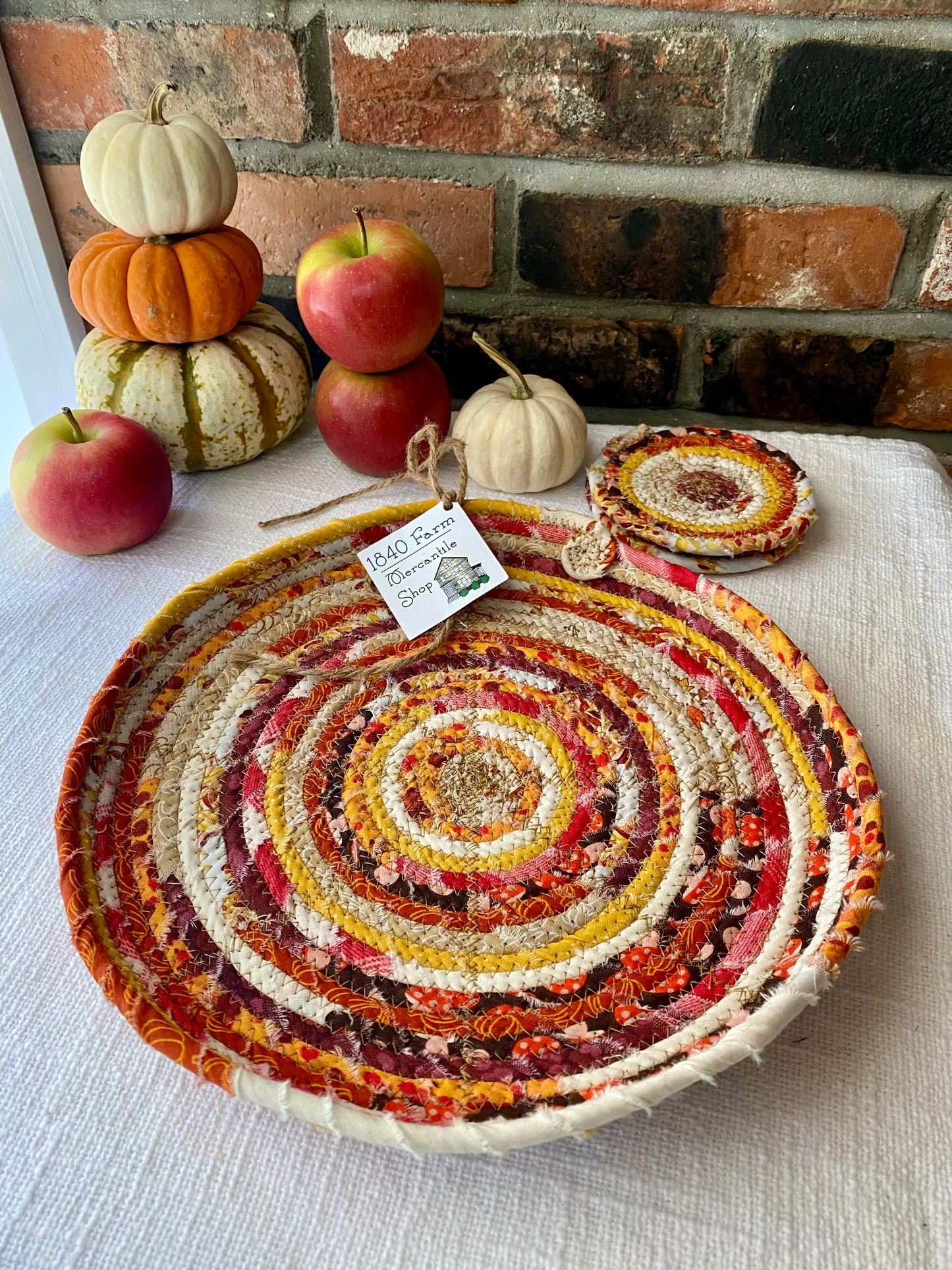 10” Extra Large Saucer Style Trivet