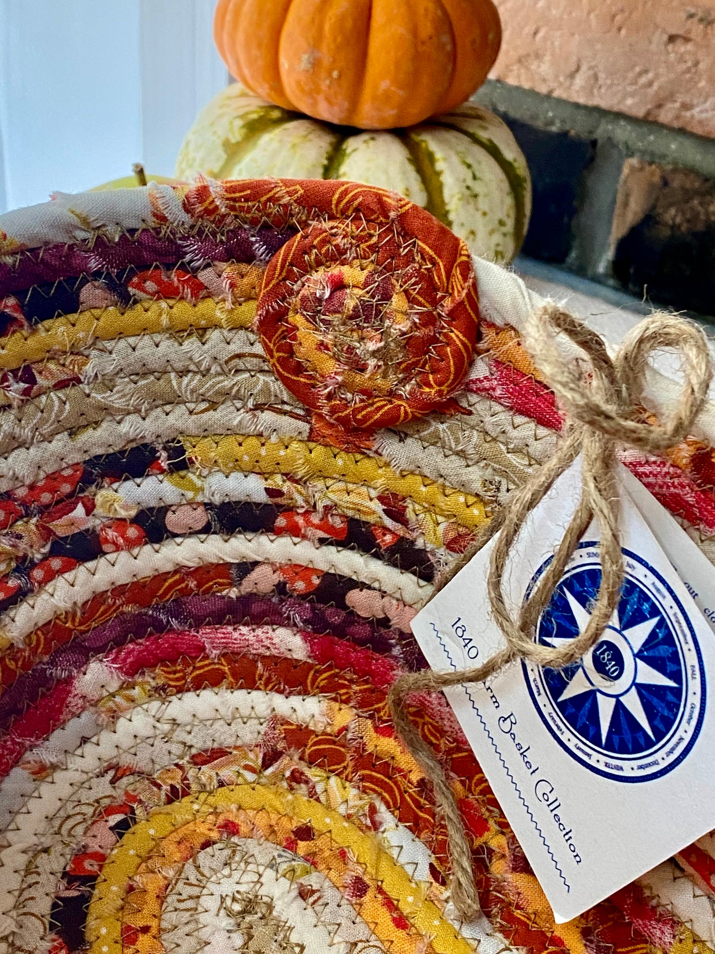 Medium Harvest Basket and 16 x 20 Oblong Trivet