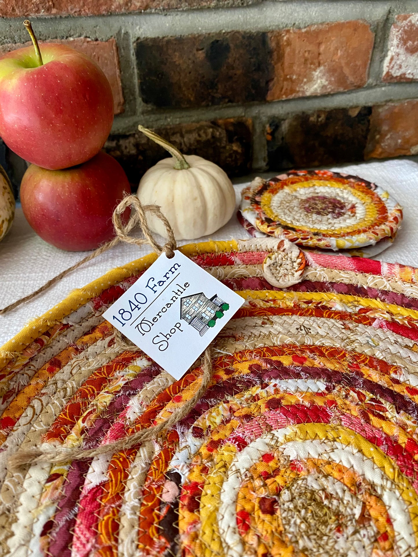 10” Extra Large Saucer Style Trivet