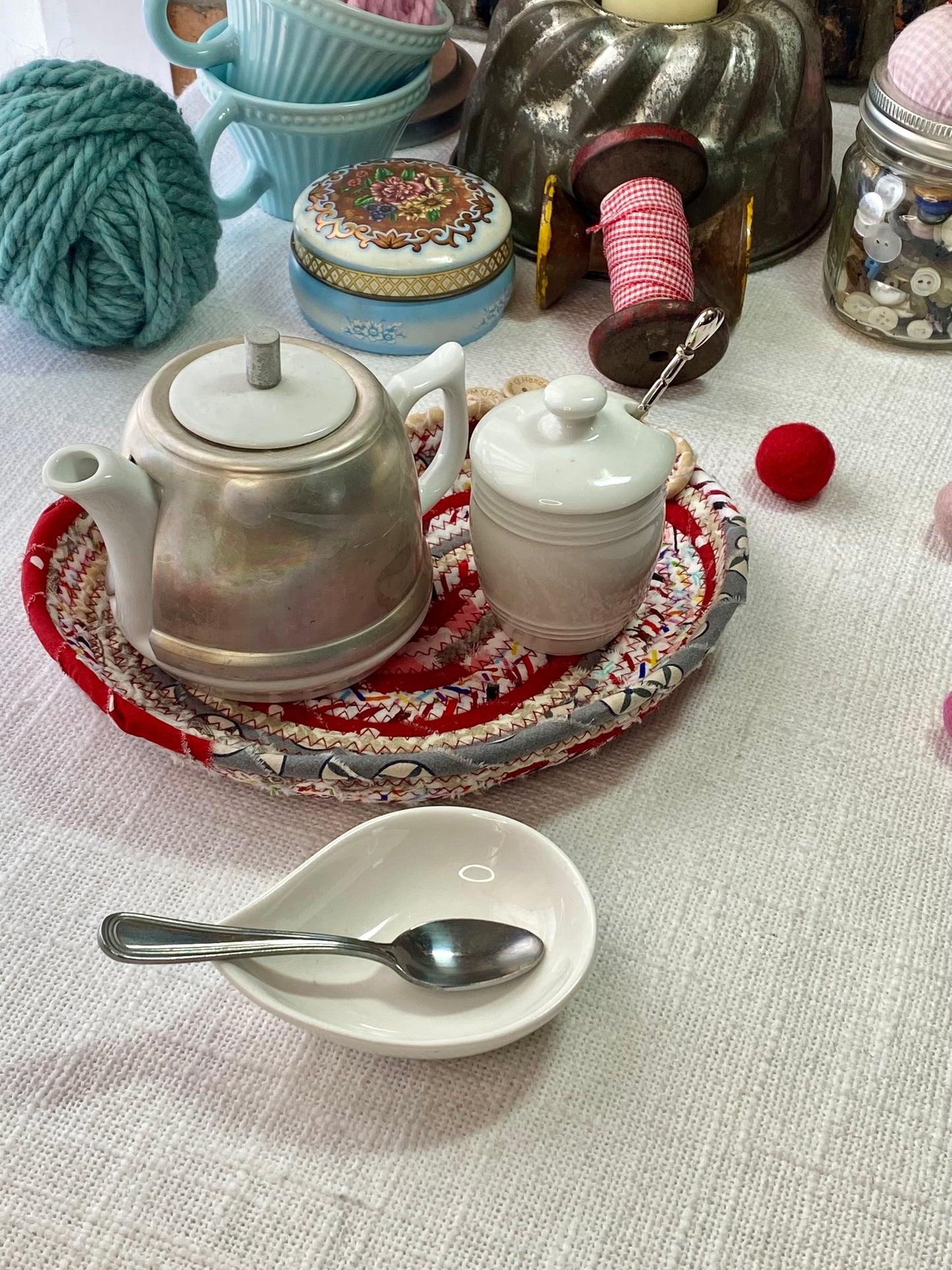 8” Heart Shaped Saucer Trivet