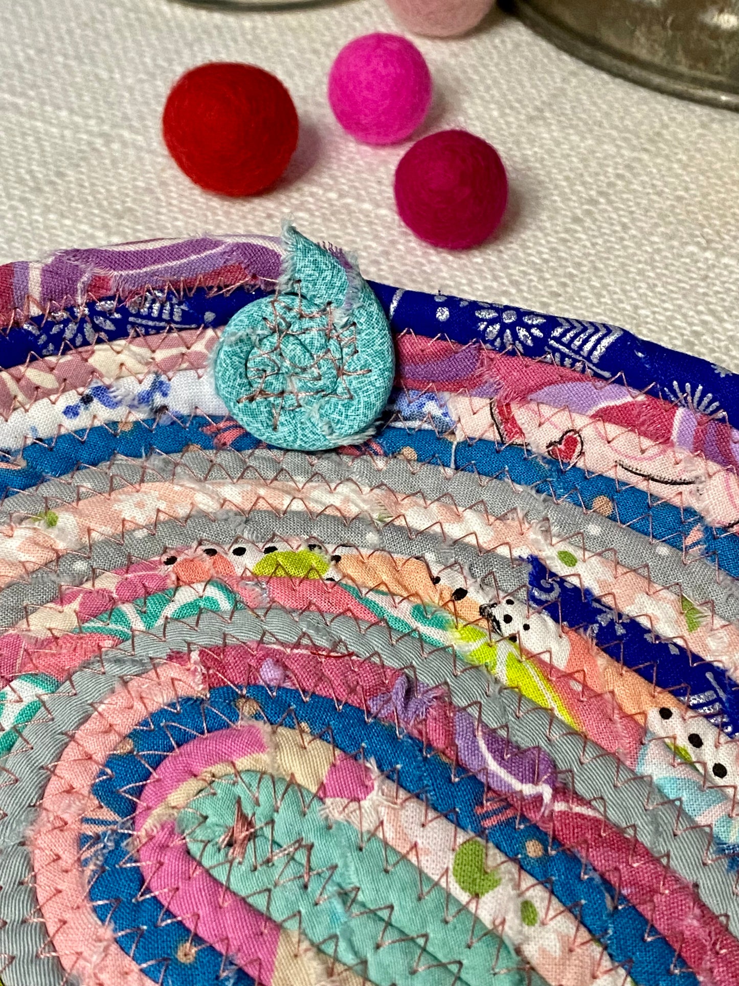 10” Heart Shaped Saucer Trivet