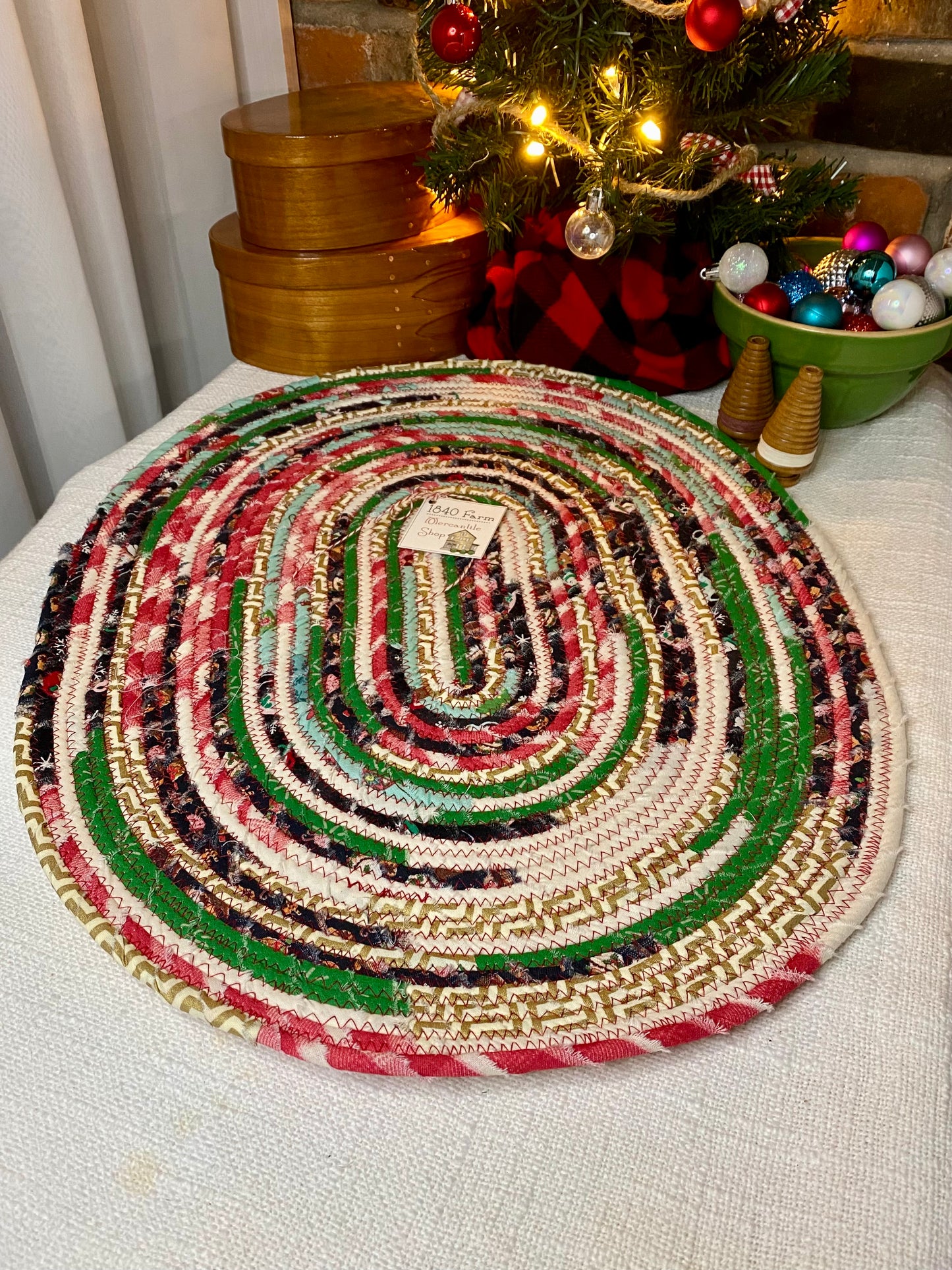 16 x 20 Oblong Trivet - Holiday 2024