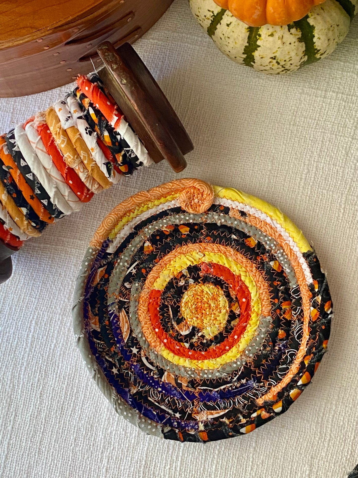 Halloween 6” Medium Saucer Style Trivet