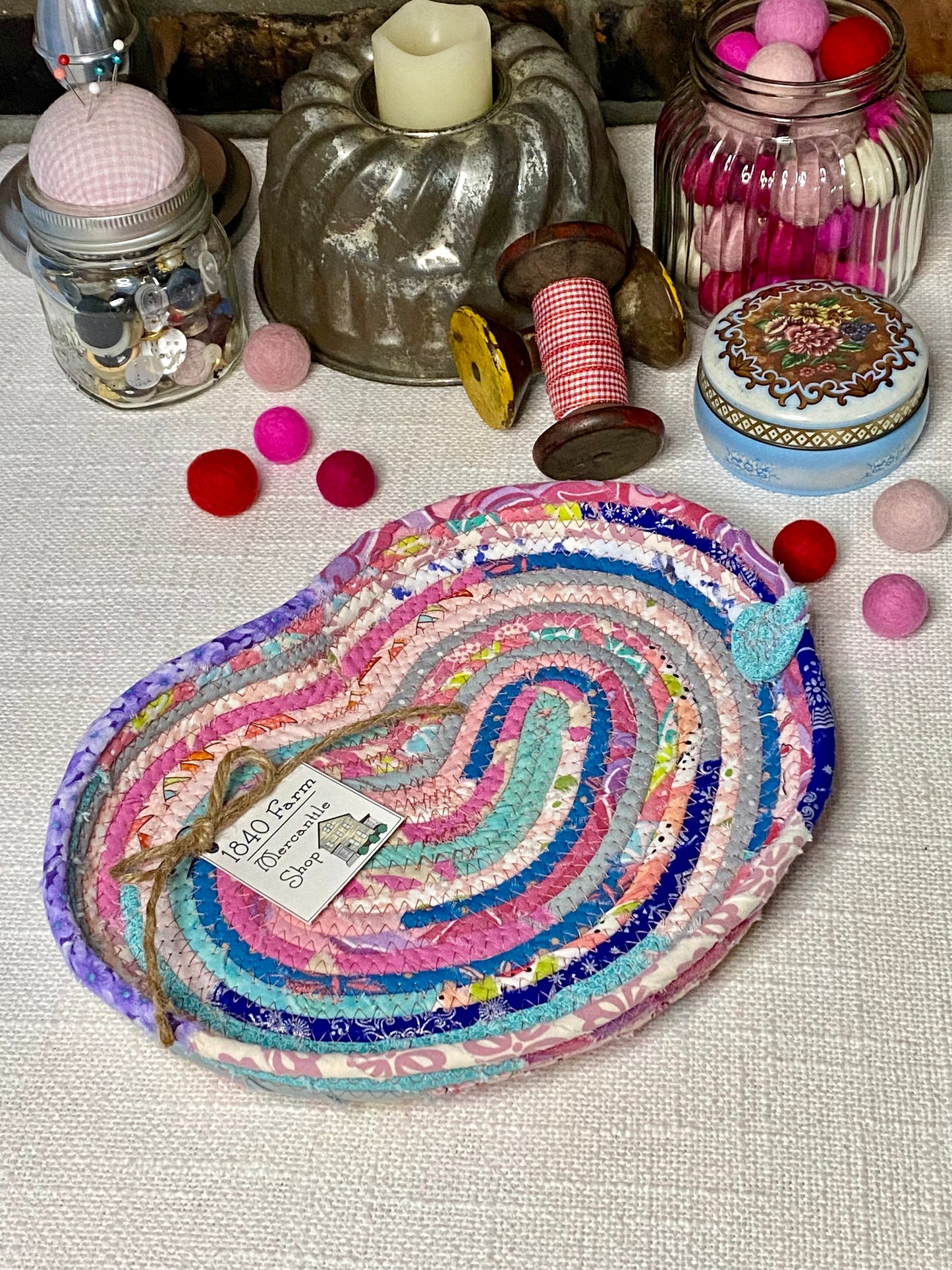 10” Heart Shaped Saucer Trivet