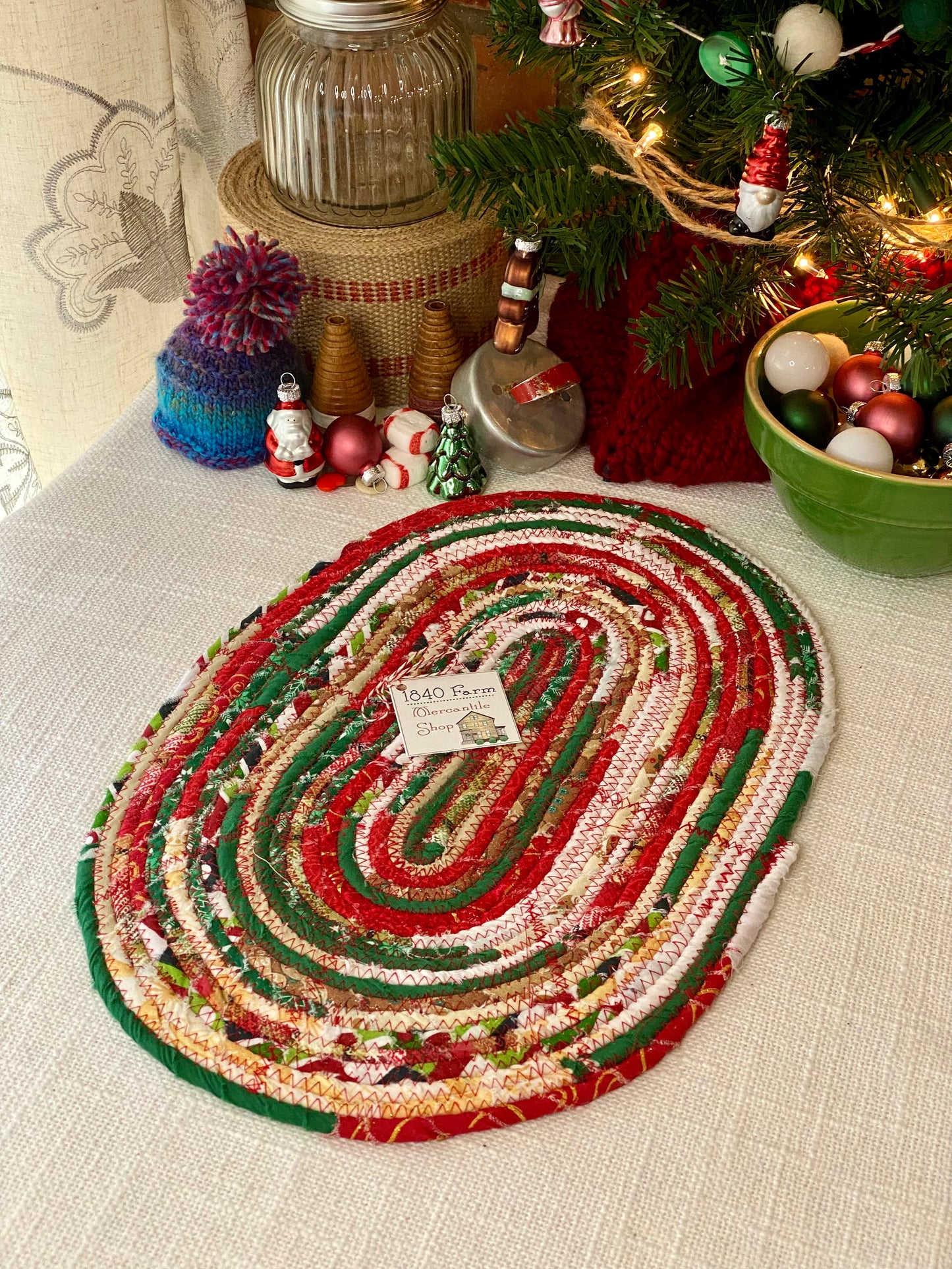 10” x 15" Extra Large Oval Flat Trivet- Holiday