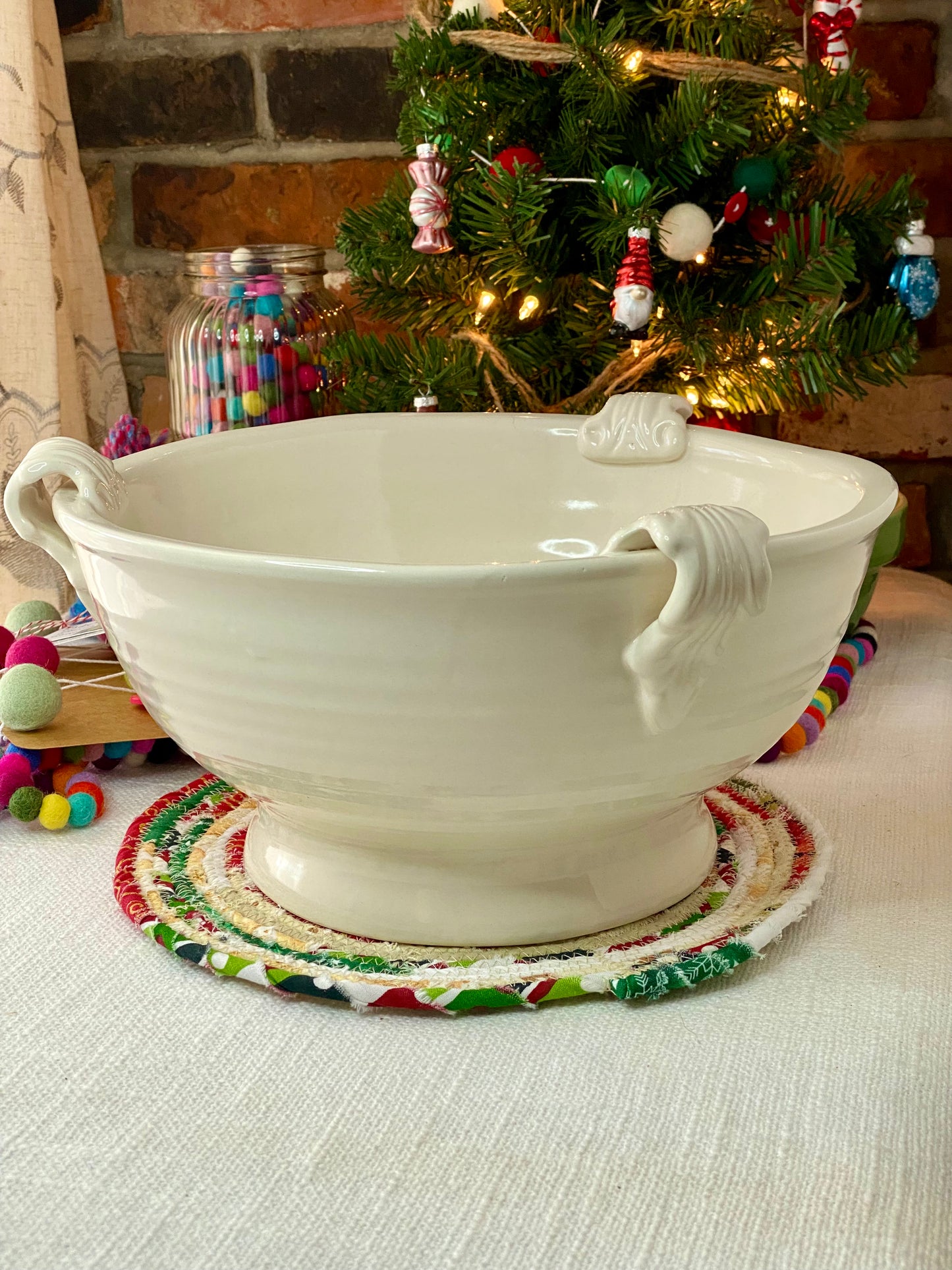 10” Large Flat Trivet - Holiday