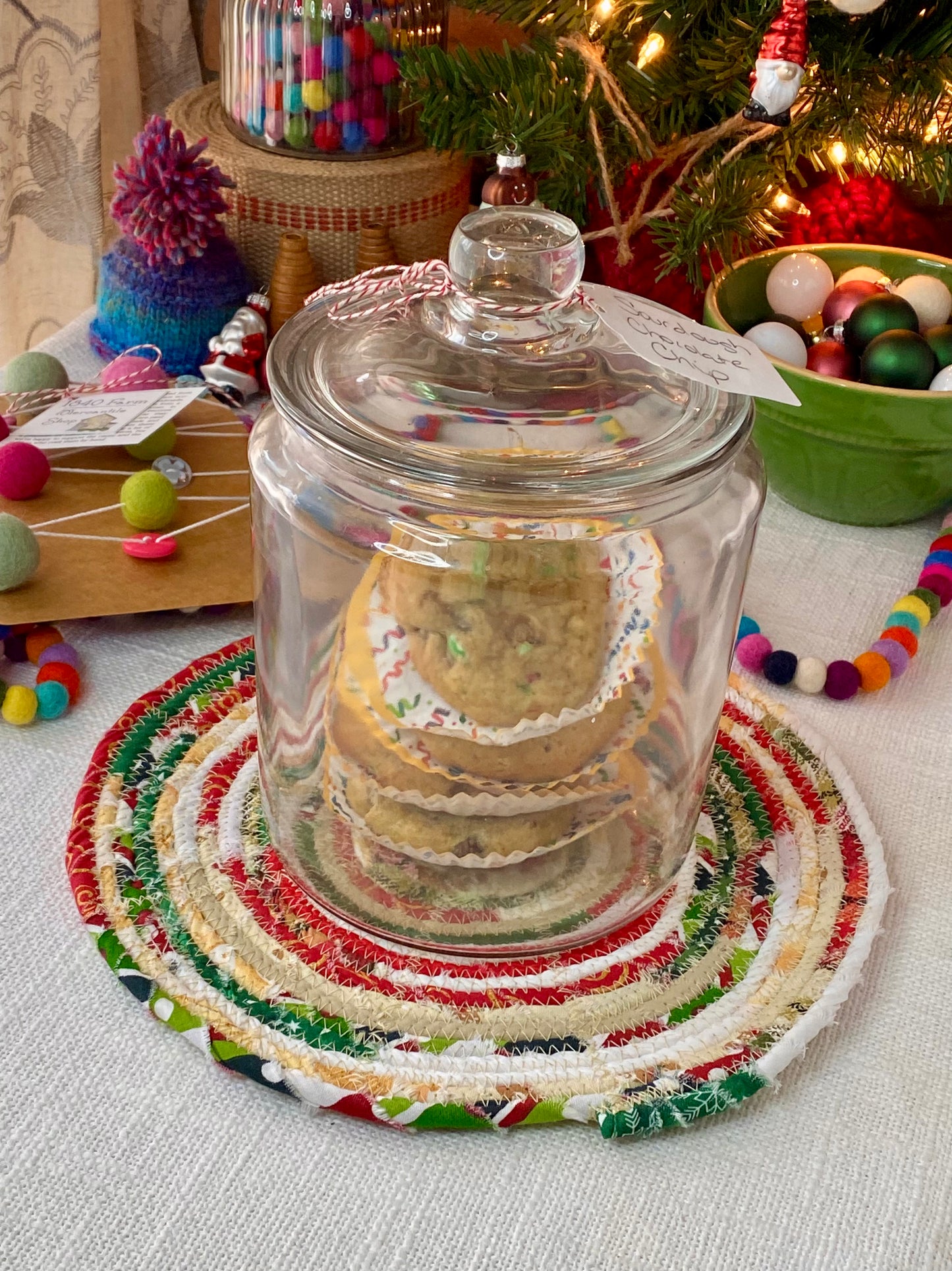 10” Large Flat Trivet - Holiday