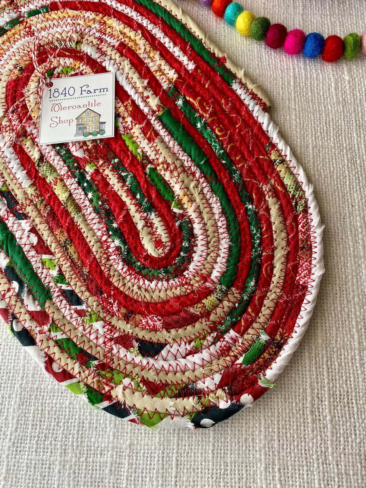 8” x 12" Oval Flat Trivet - Holiday
