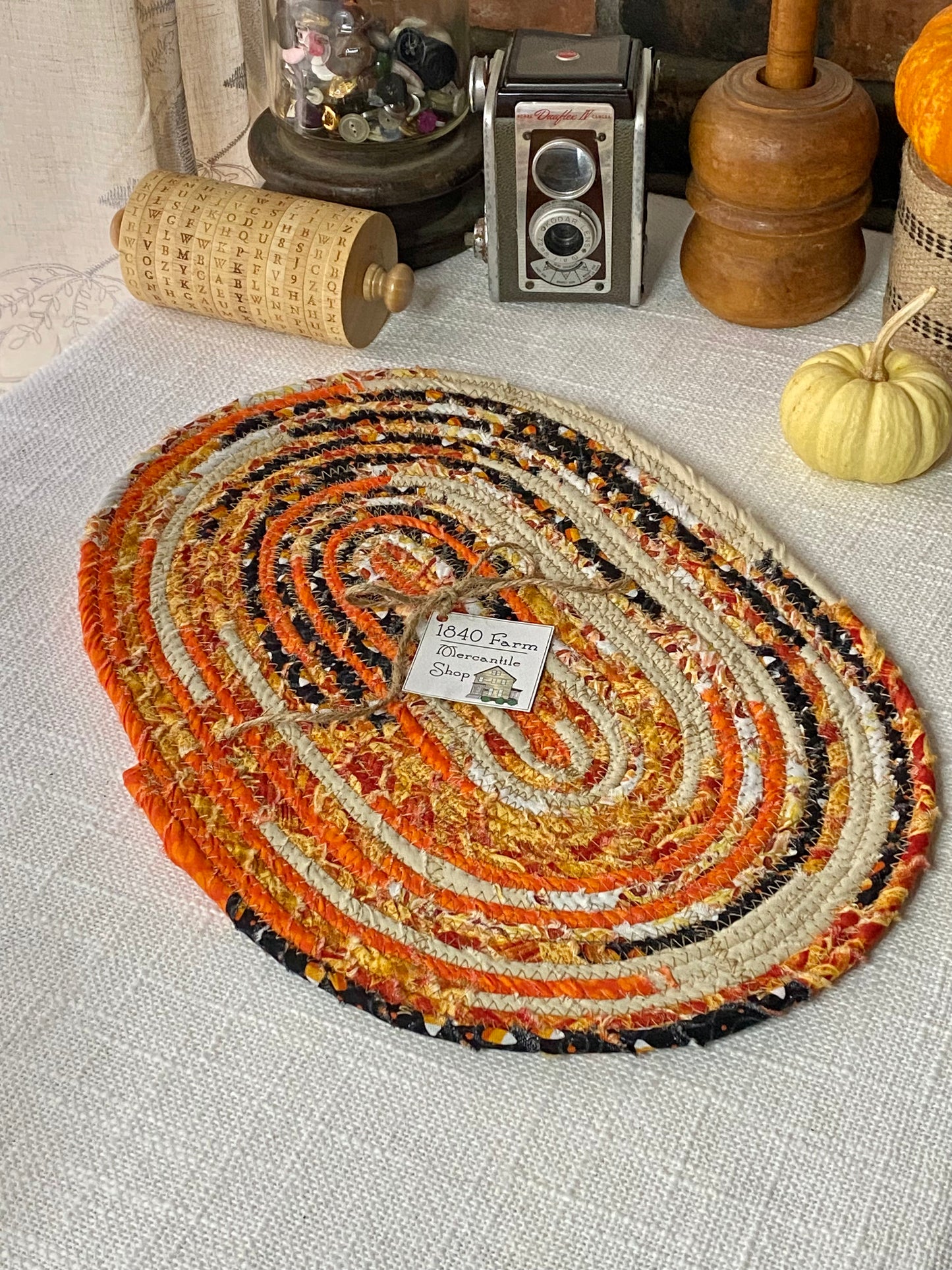 10” x 15" Extra Large Oval Flat Trivet