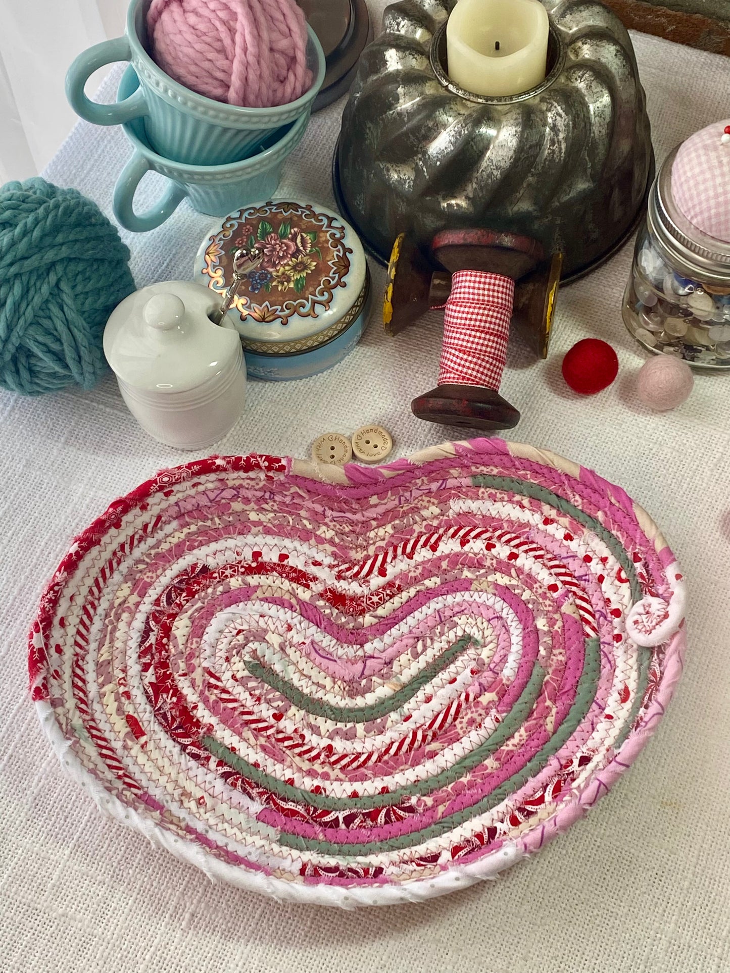 10” Heart Shaped Saucer Trivet