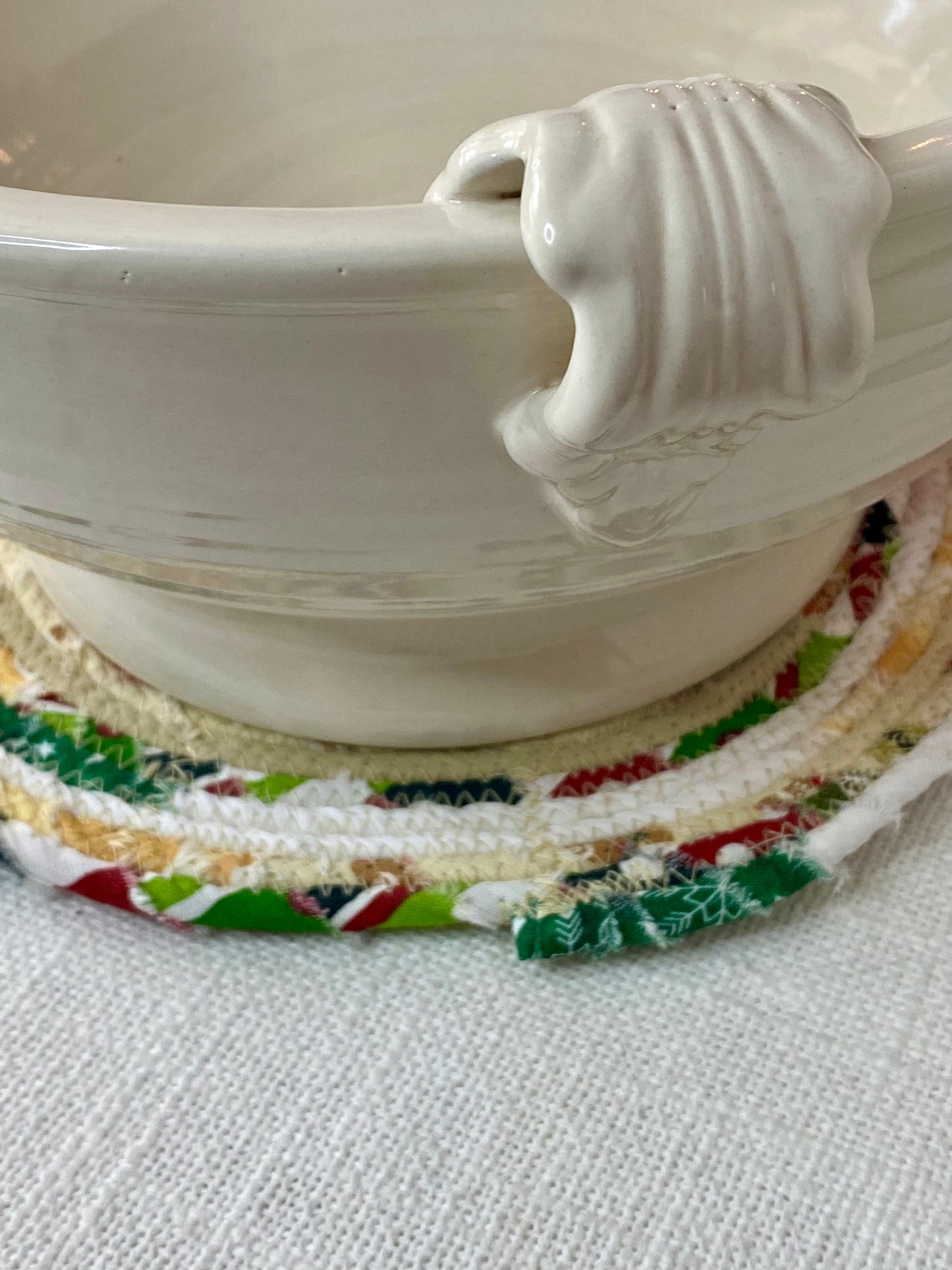 10” Large Flat Trivet - Holiday