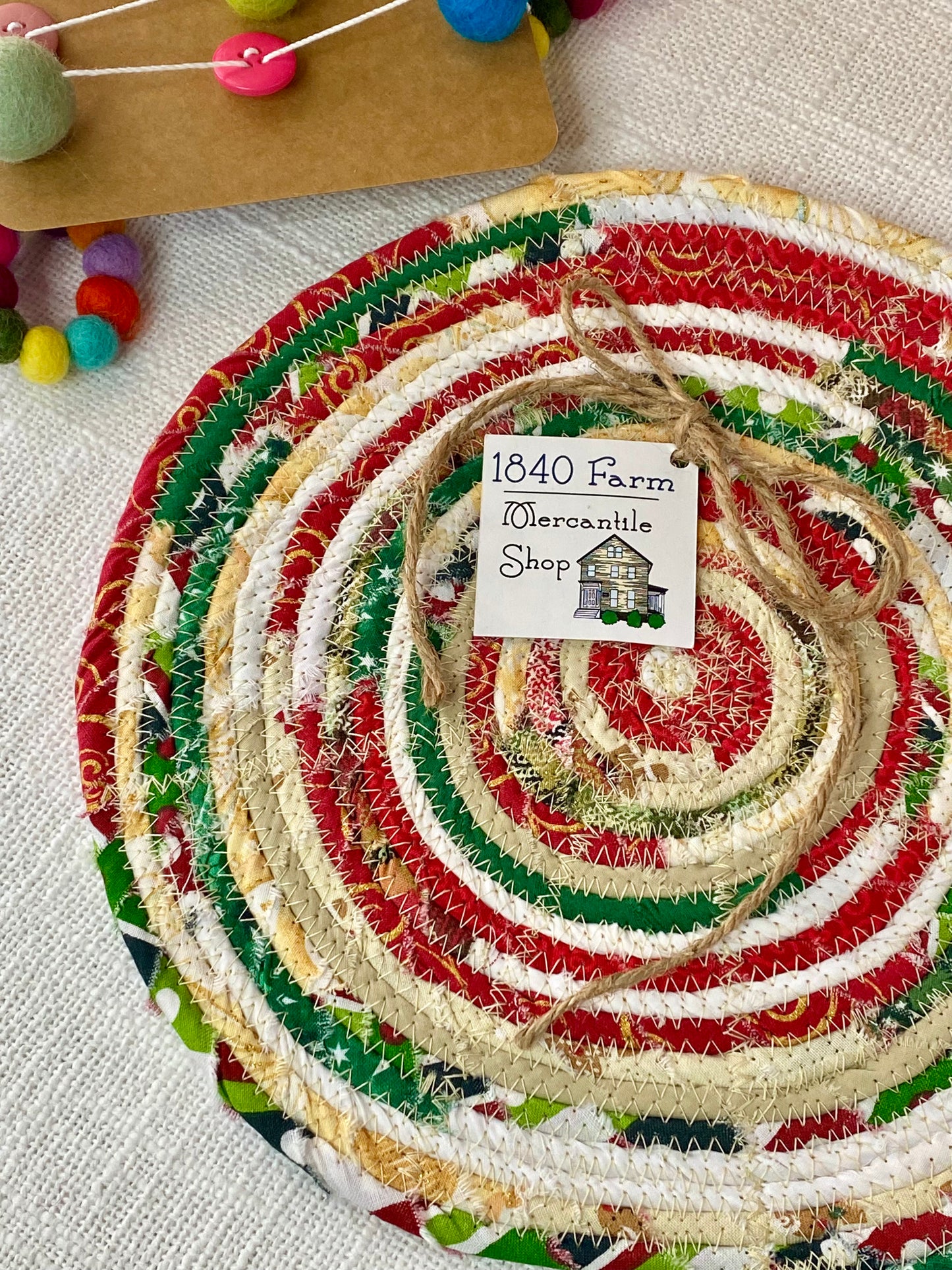 10” Large Flat Trivet - Holiday