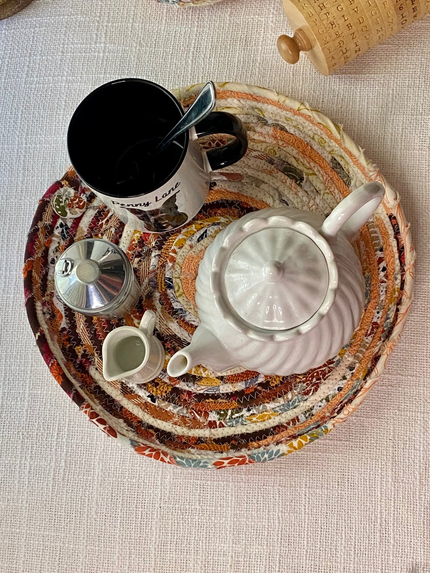 Fall 10” Extra Large Saucer Style Trivet