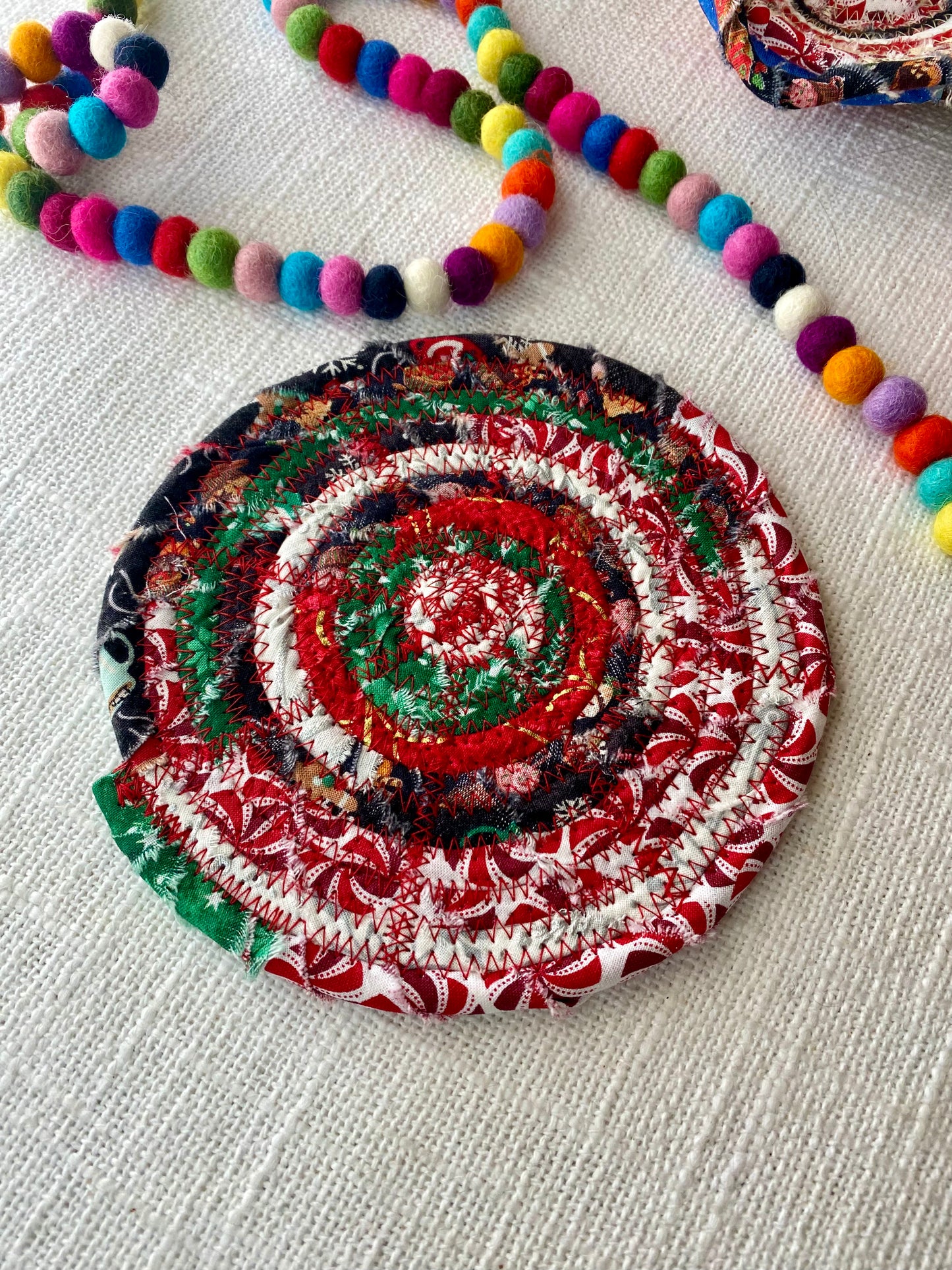 6” Large Flat Trivet - Holiday