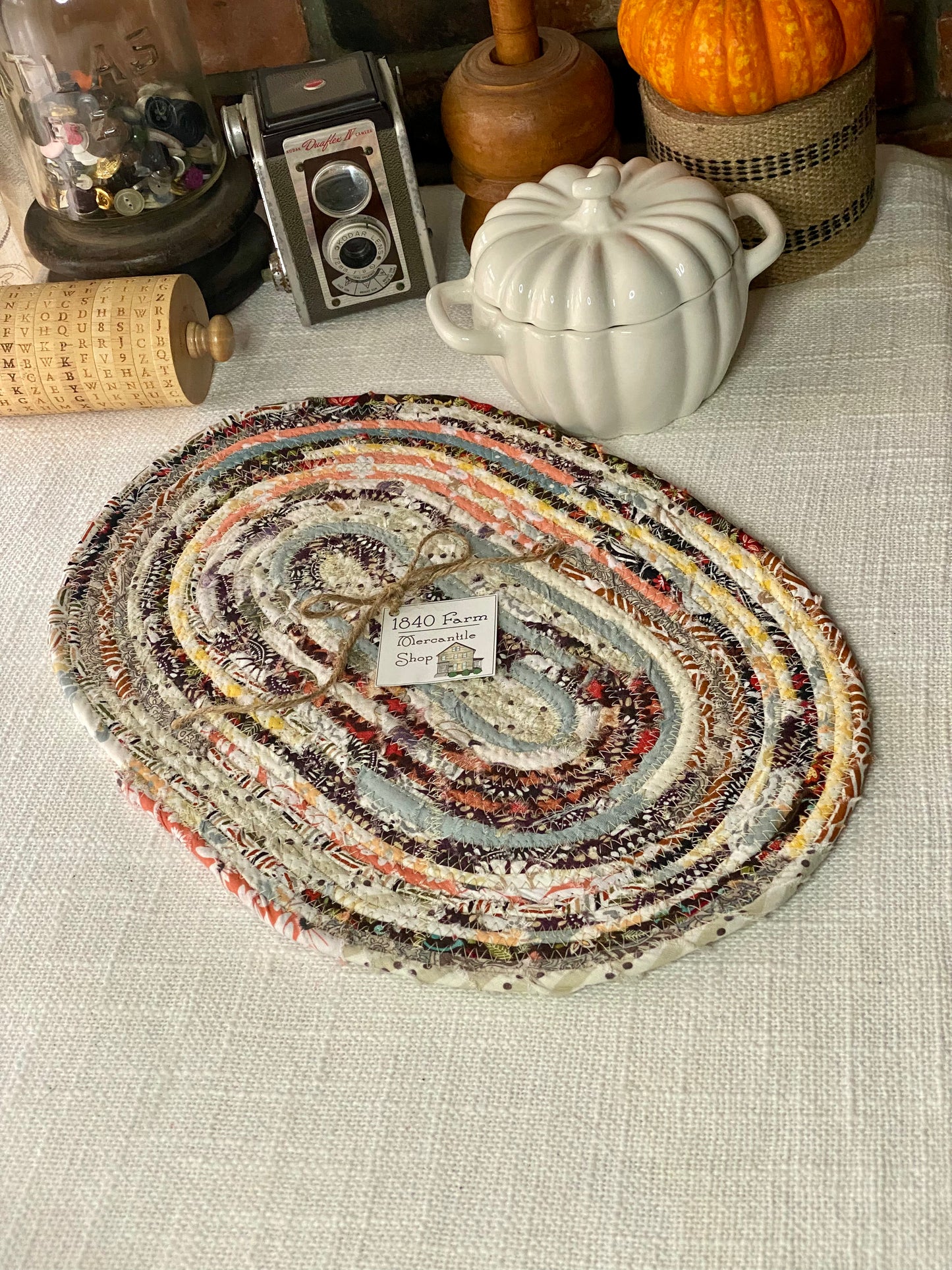 10” x 15" Extra Large Oval Flat Trivet