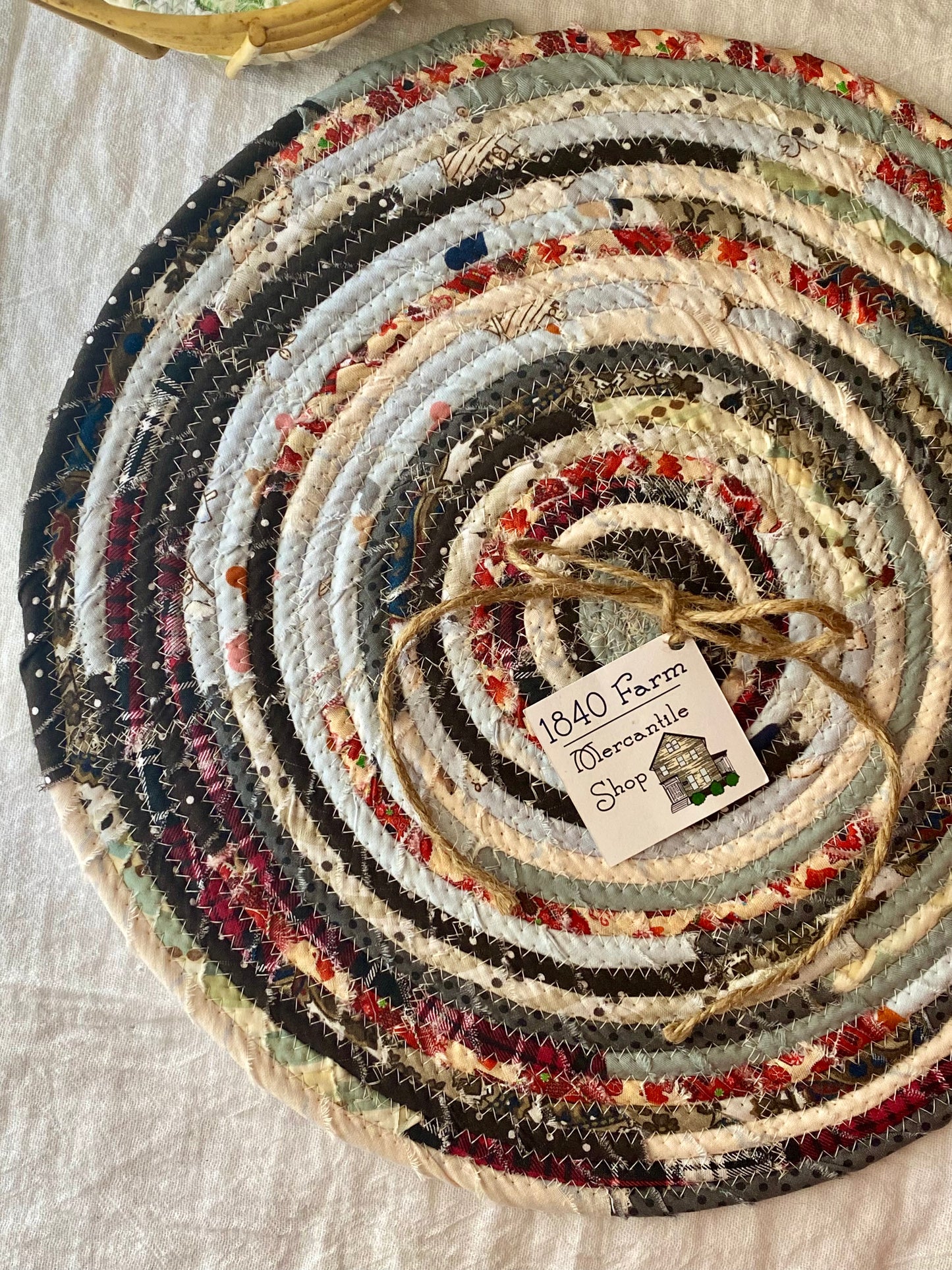 13” Large Flat Trivet