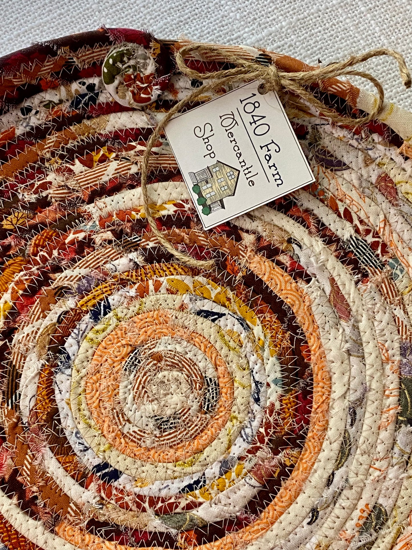 Fall 10” Extra Large Saucer Style Trivet