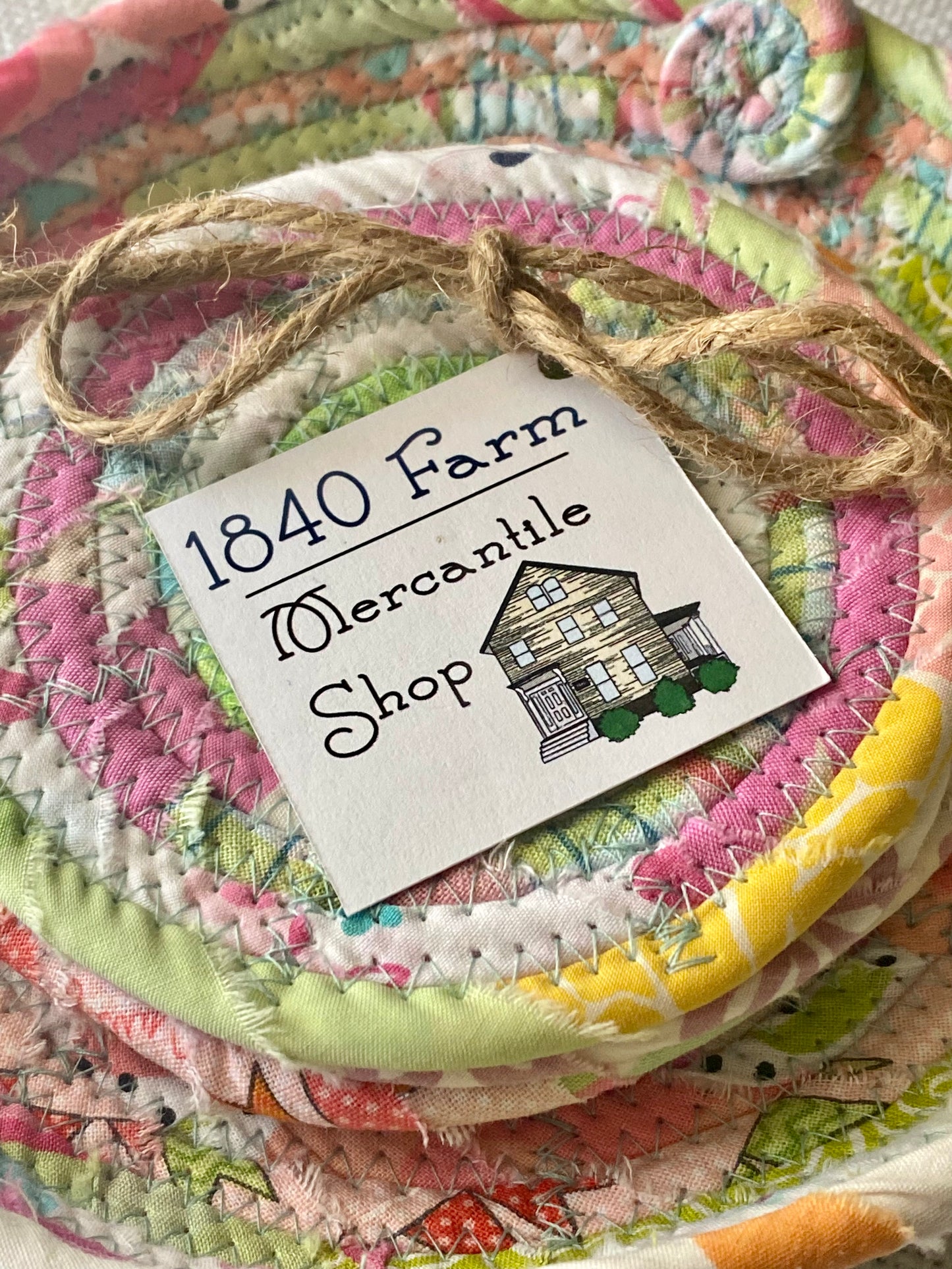 Matching set: 6” Medium Saucer Style Trivet and Four Coasters