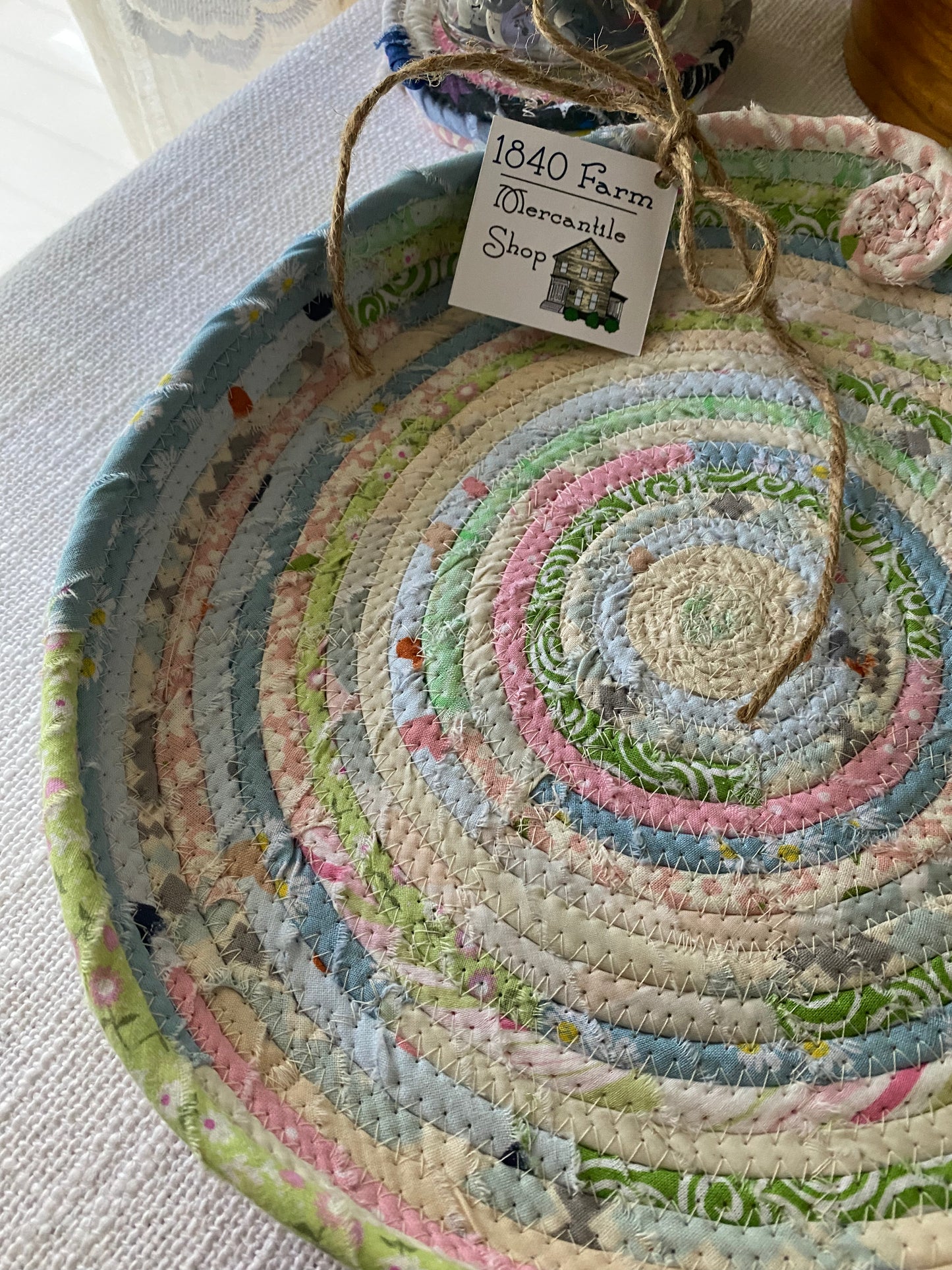 10” Extra Large Saucer Style Trivet
