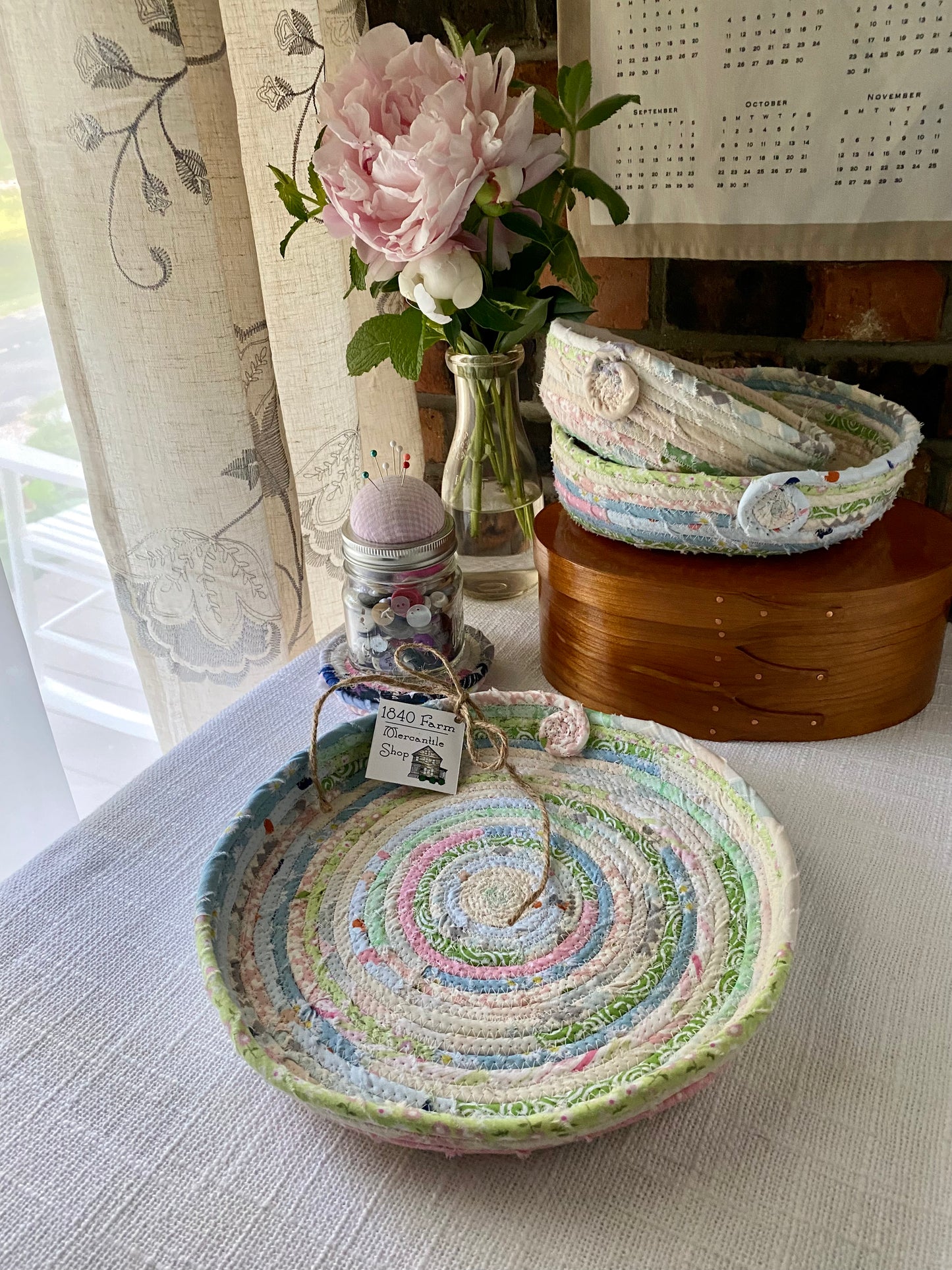 10” Extra Large Saucer Style Trivet