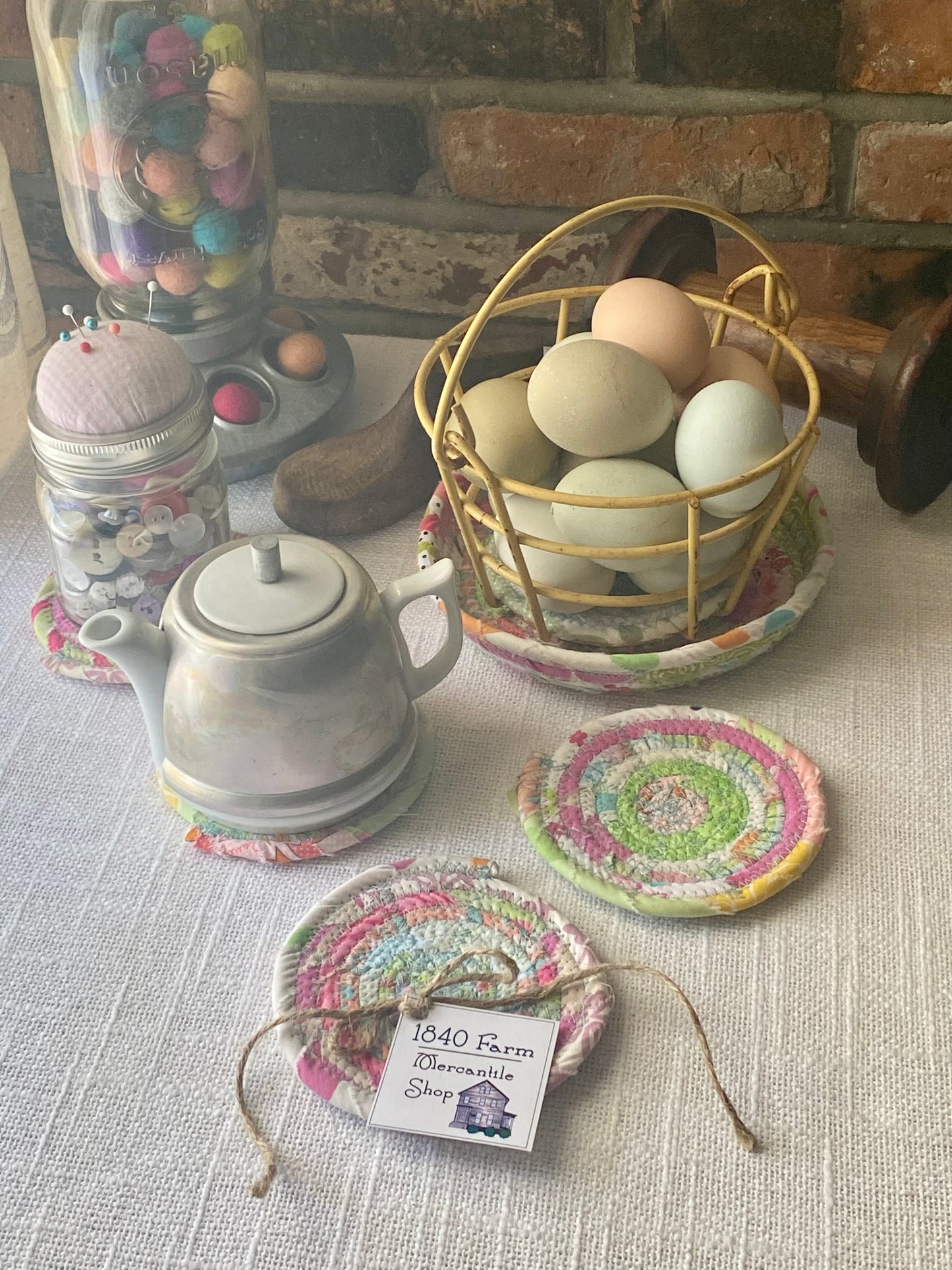 Matching set: 6” Medium Saucer Style Trivet and Four Coasters