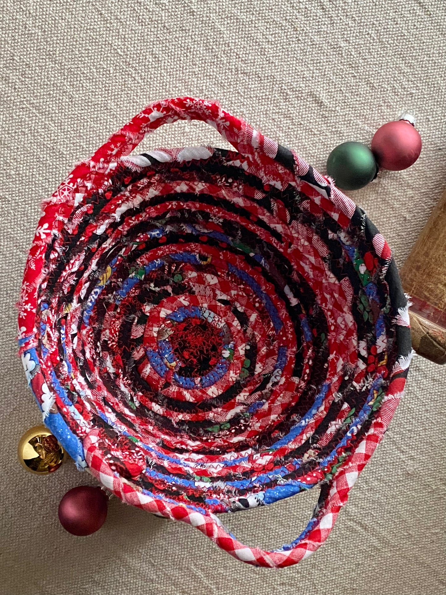 Small Egg Basket #1897 - Penny Lane's Holiday