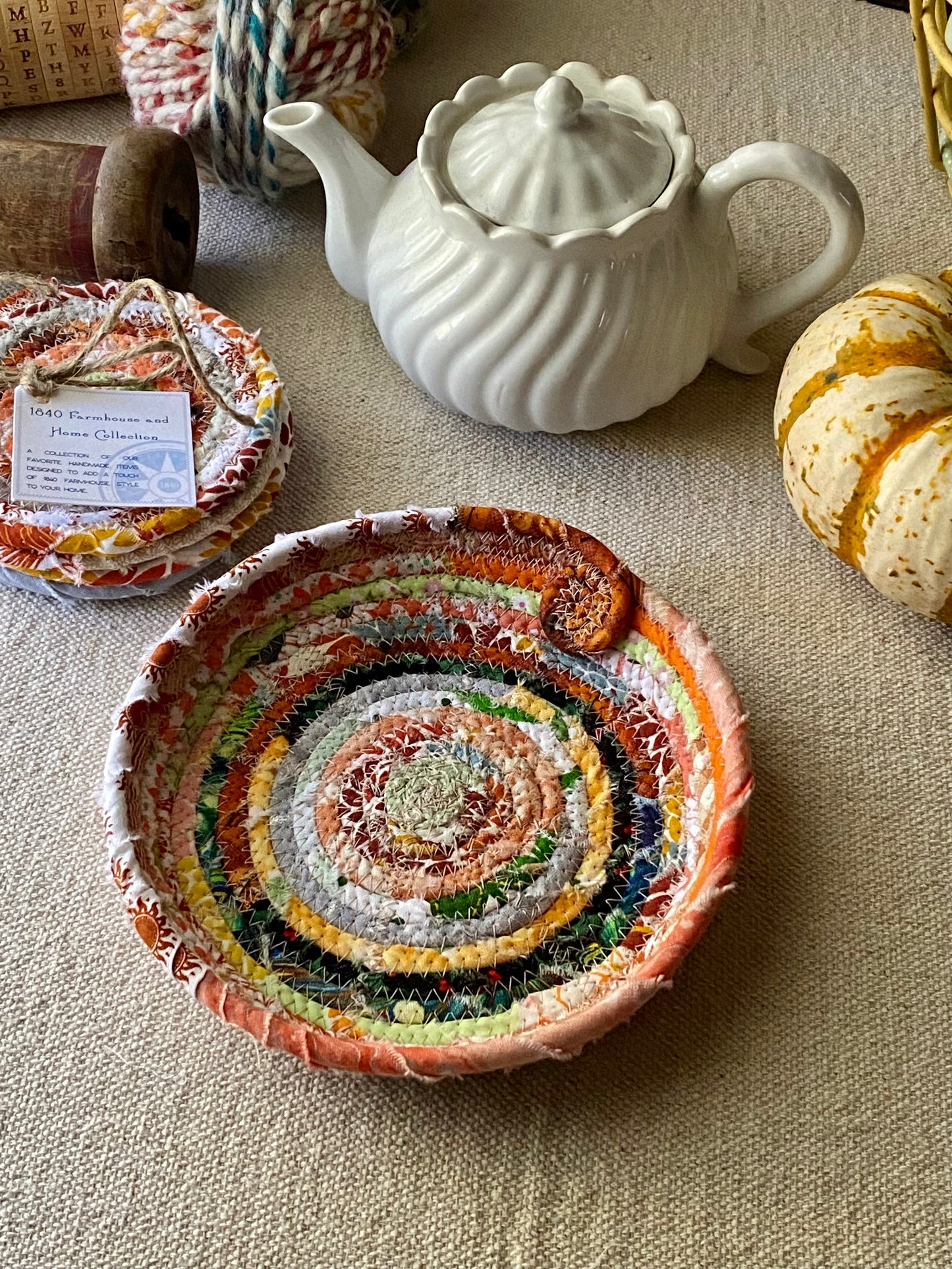 6” Medium Saucer Style Trivet - Fall