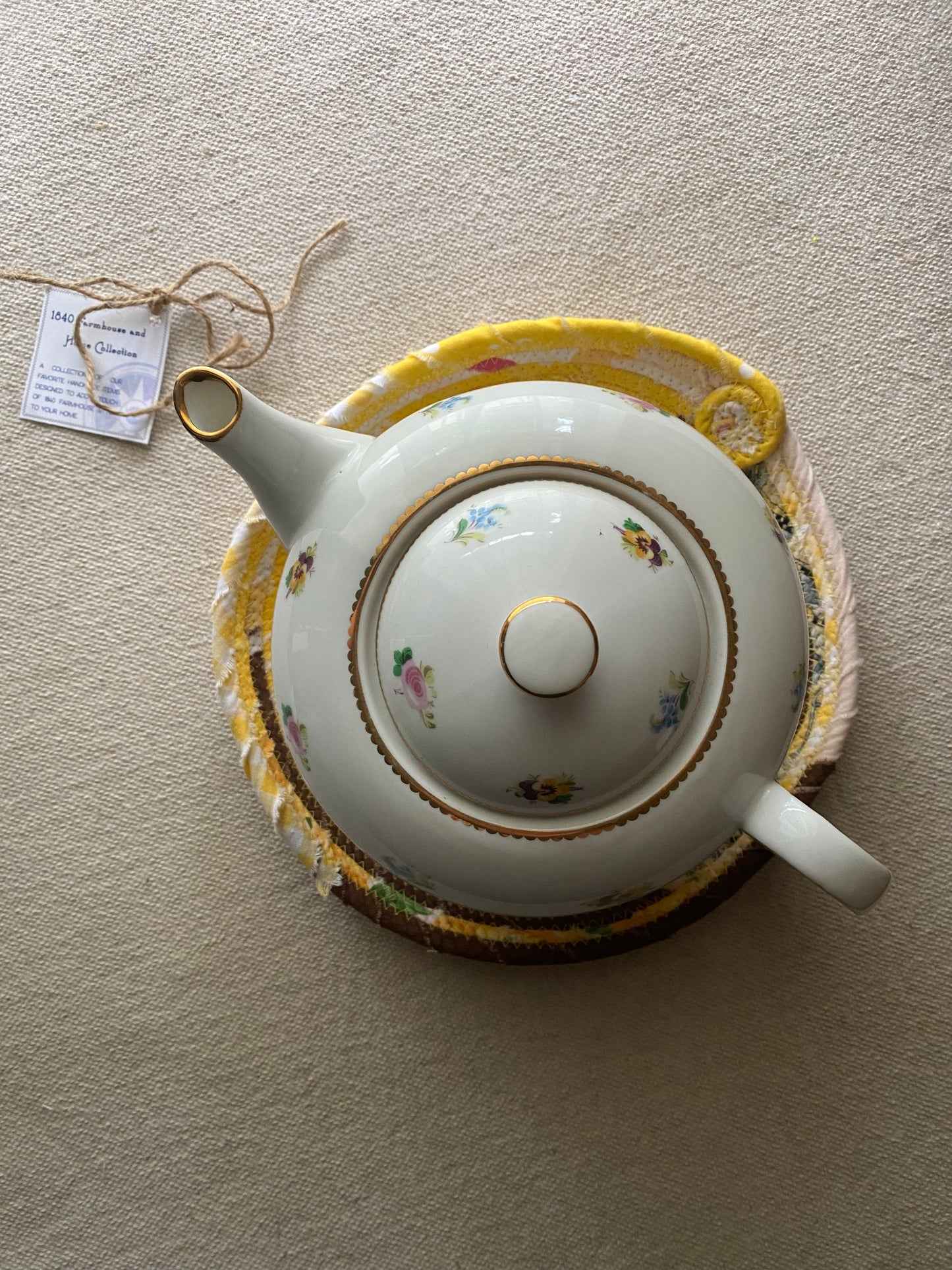 8” Large Saucer Style Trivet