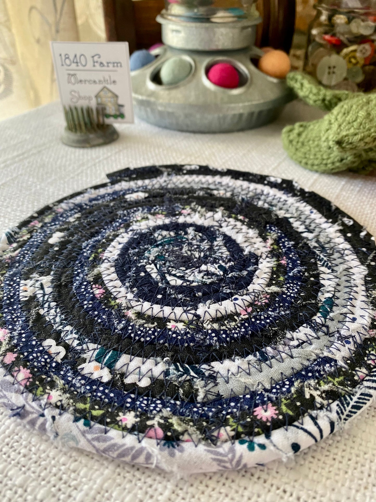 6” Medium Flat Trivet