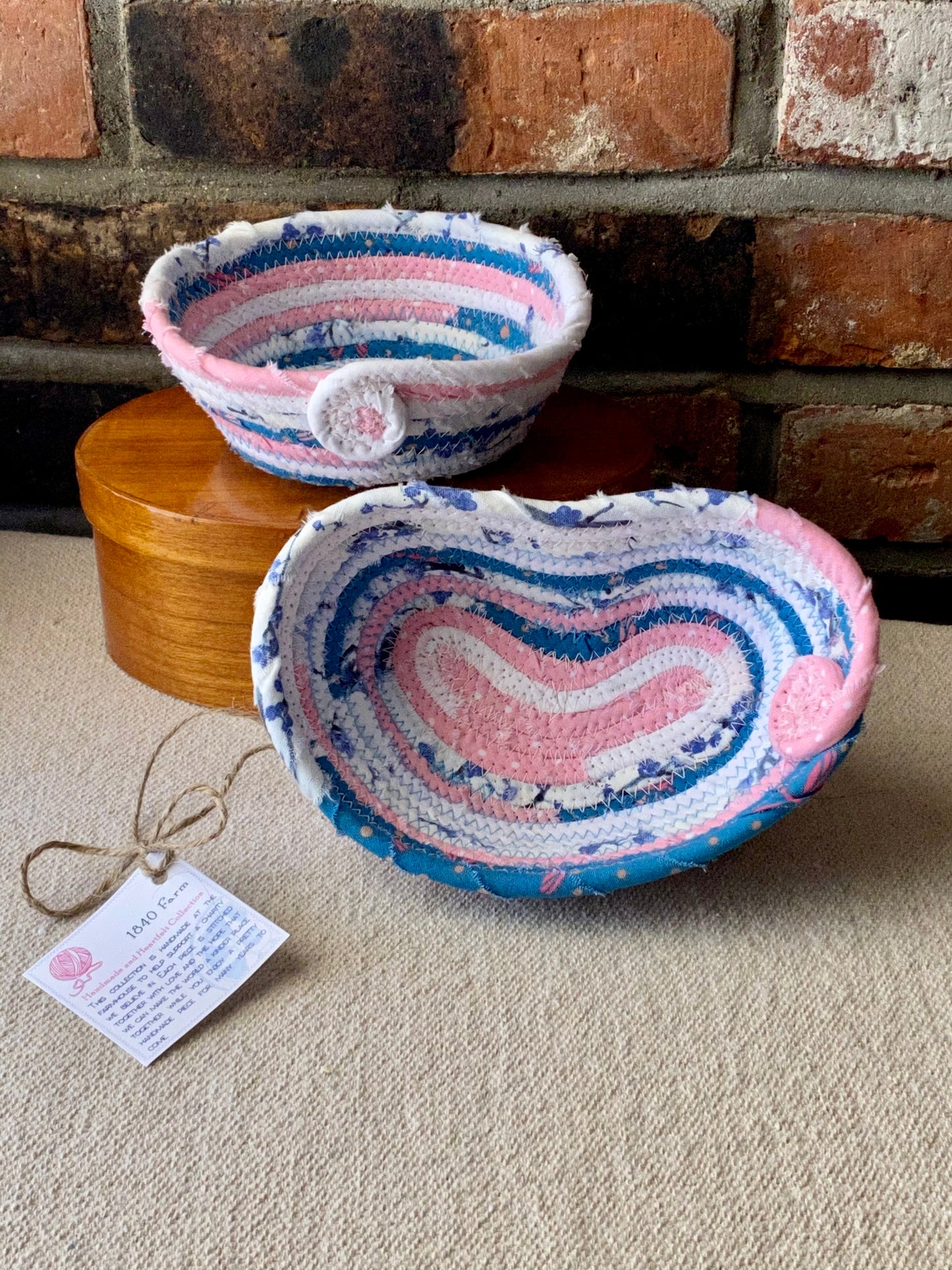 Small Heart Shaped Basket #1812
