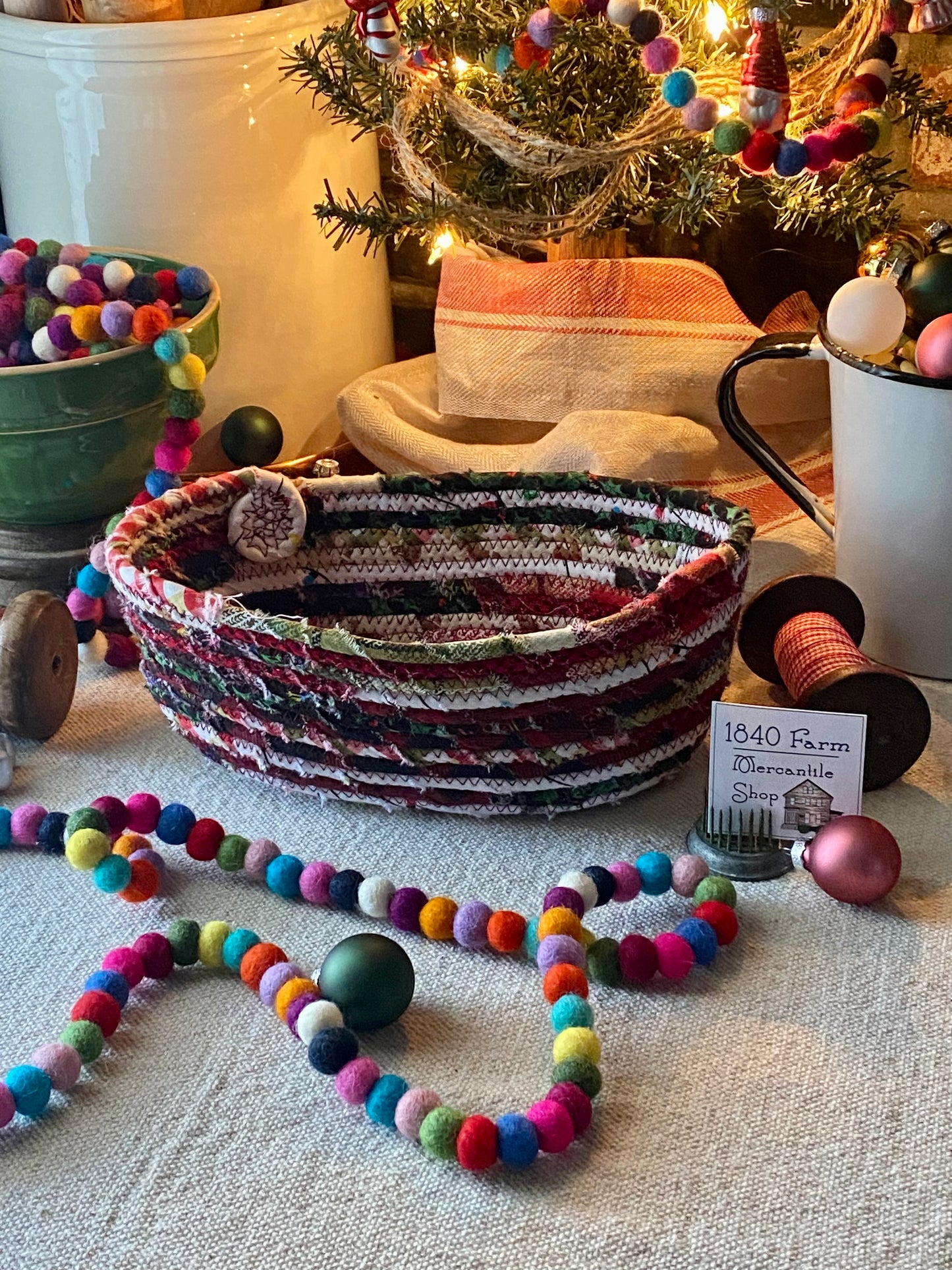Small Holiday Harvest Basket #1906