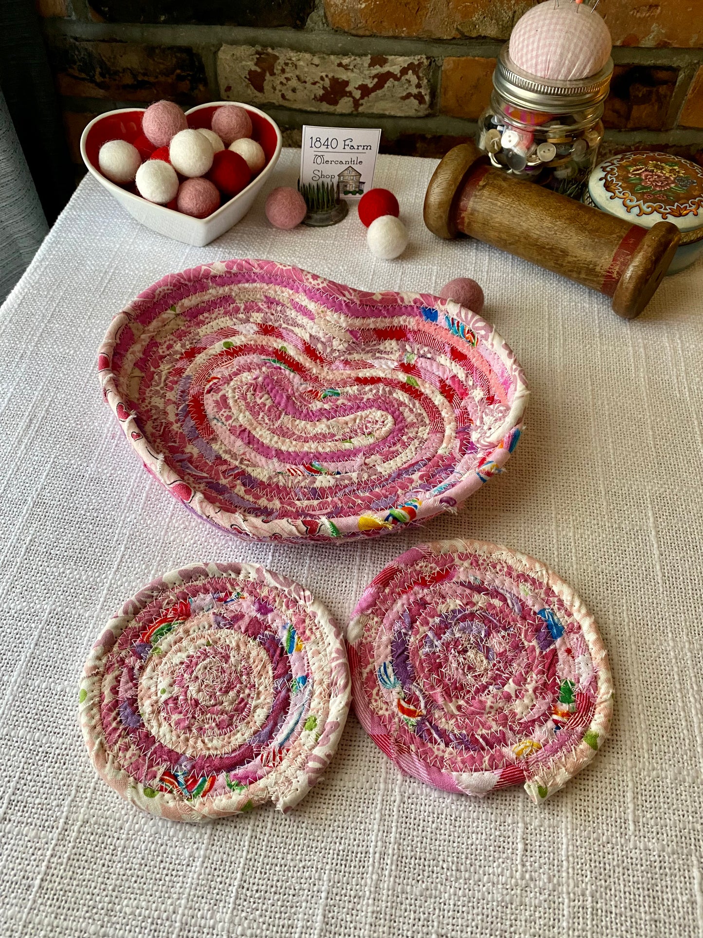 Medium Heart Shaped Saucer Style Trivet and Coasters