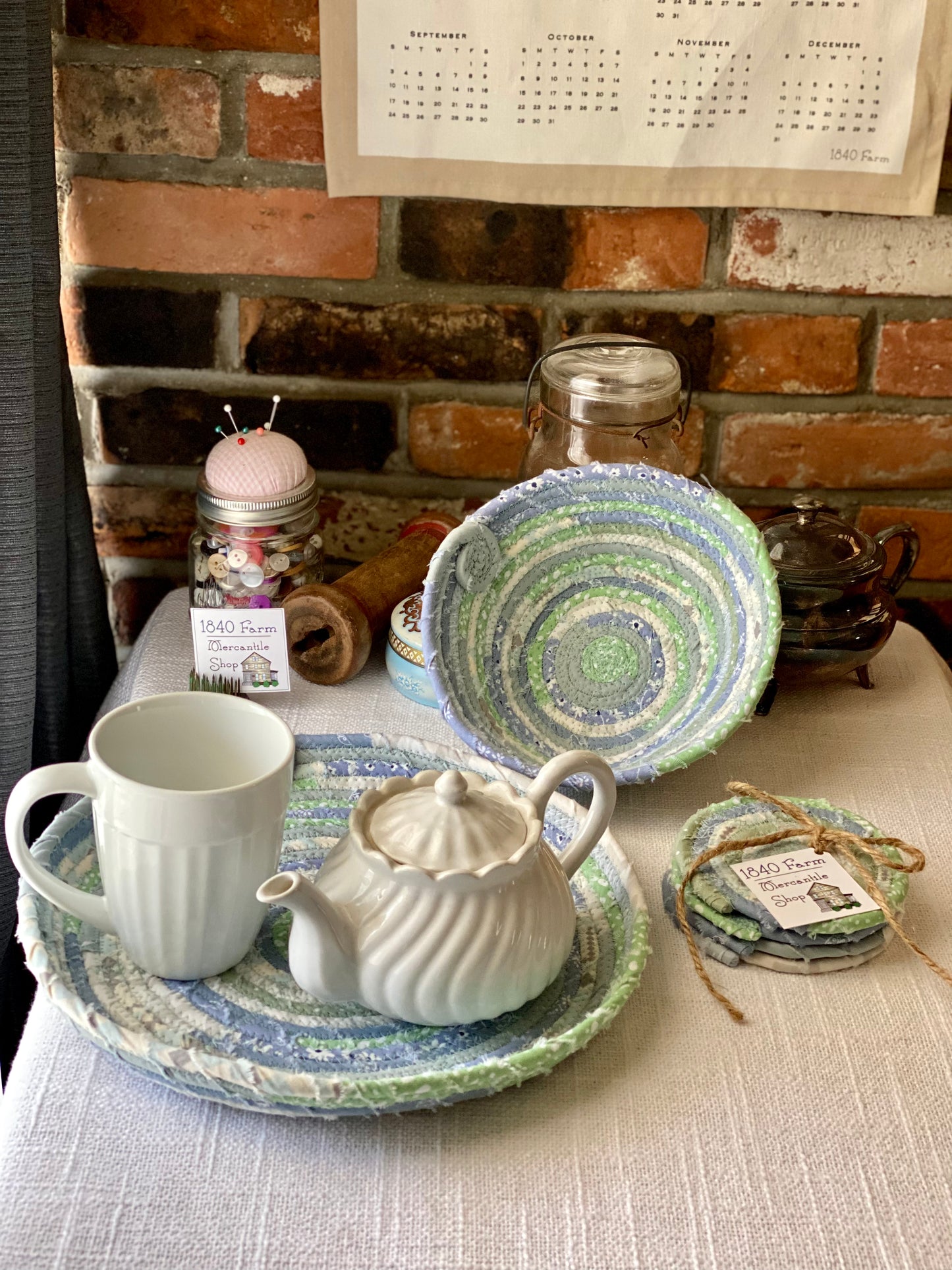 10” Extra Large Saucer Style Trivet