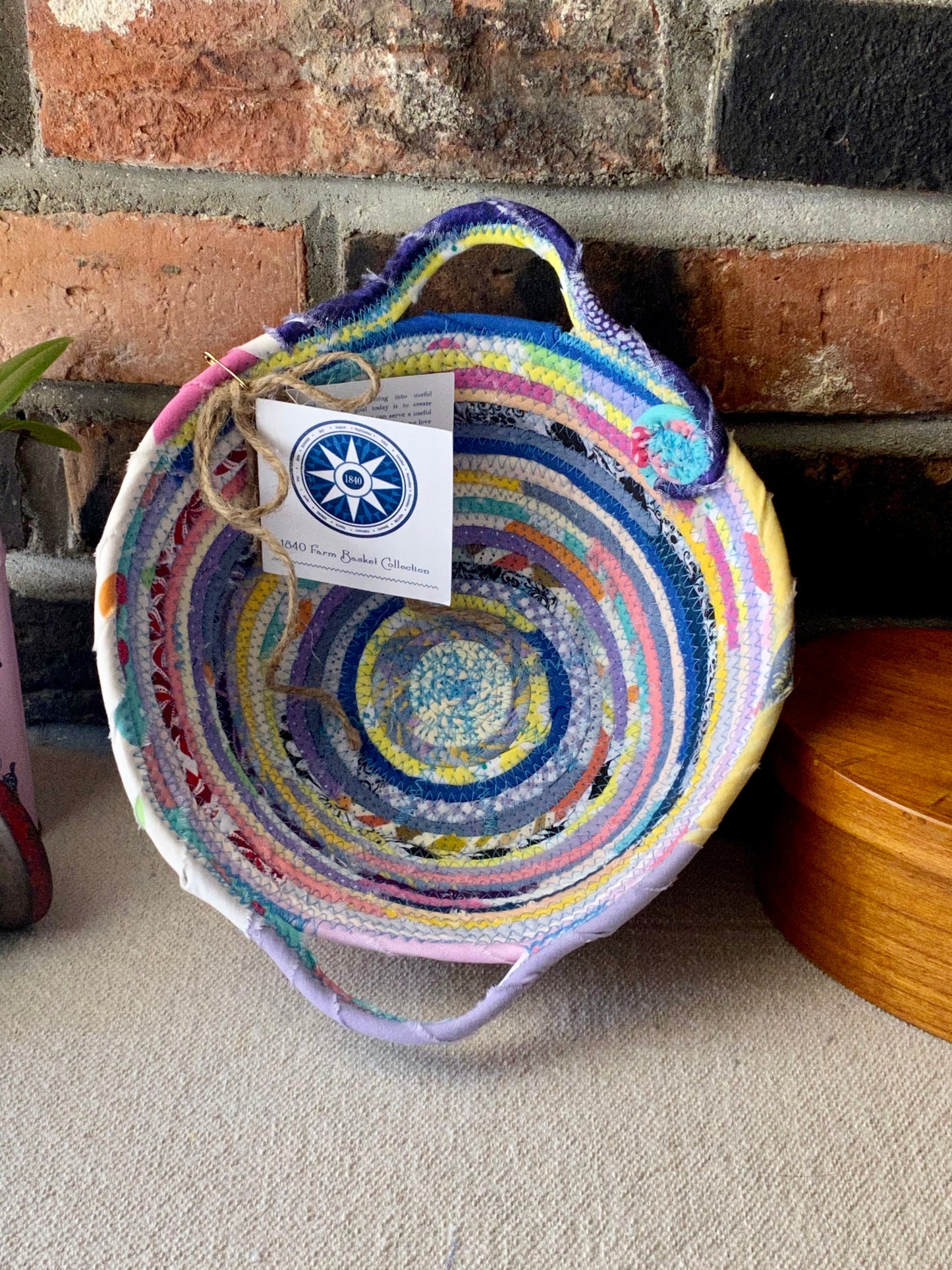 Small Egg Basket #1813