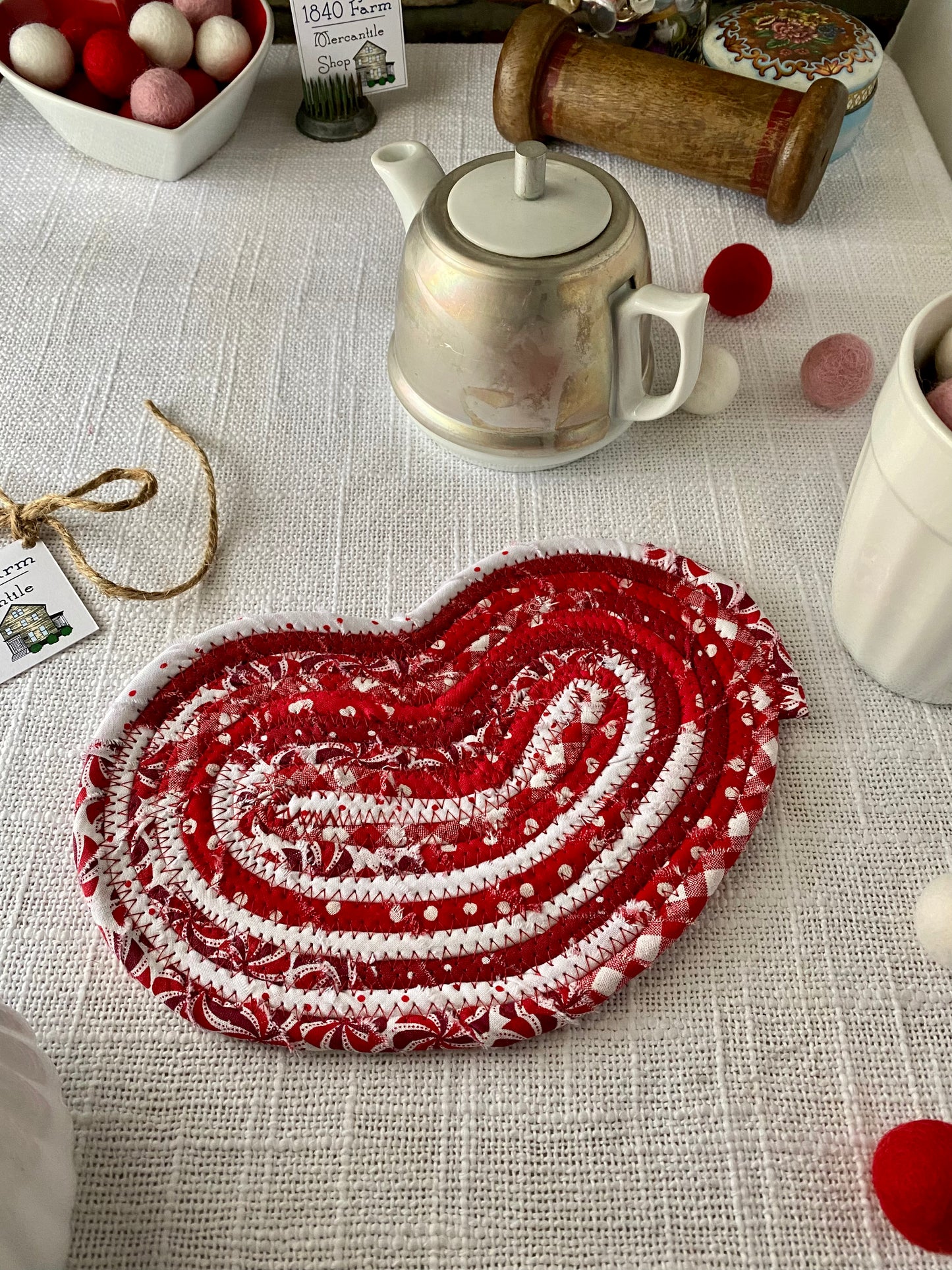Medium Heart Shaped Flat Trivet