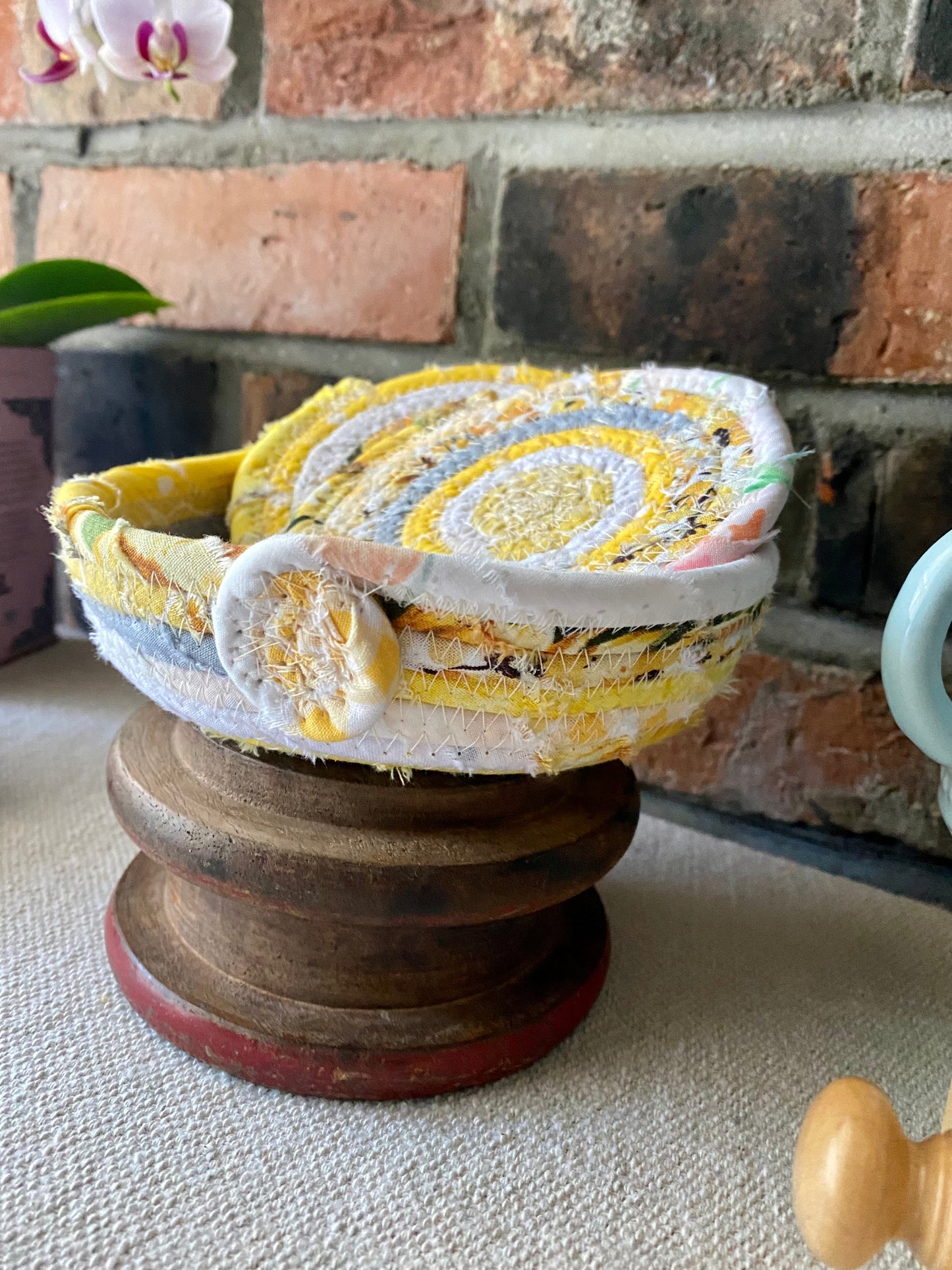 Set of Two Coasters with Saucer Caddy