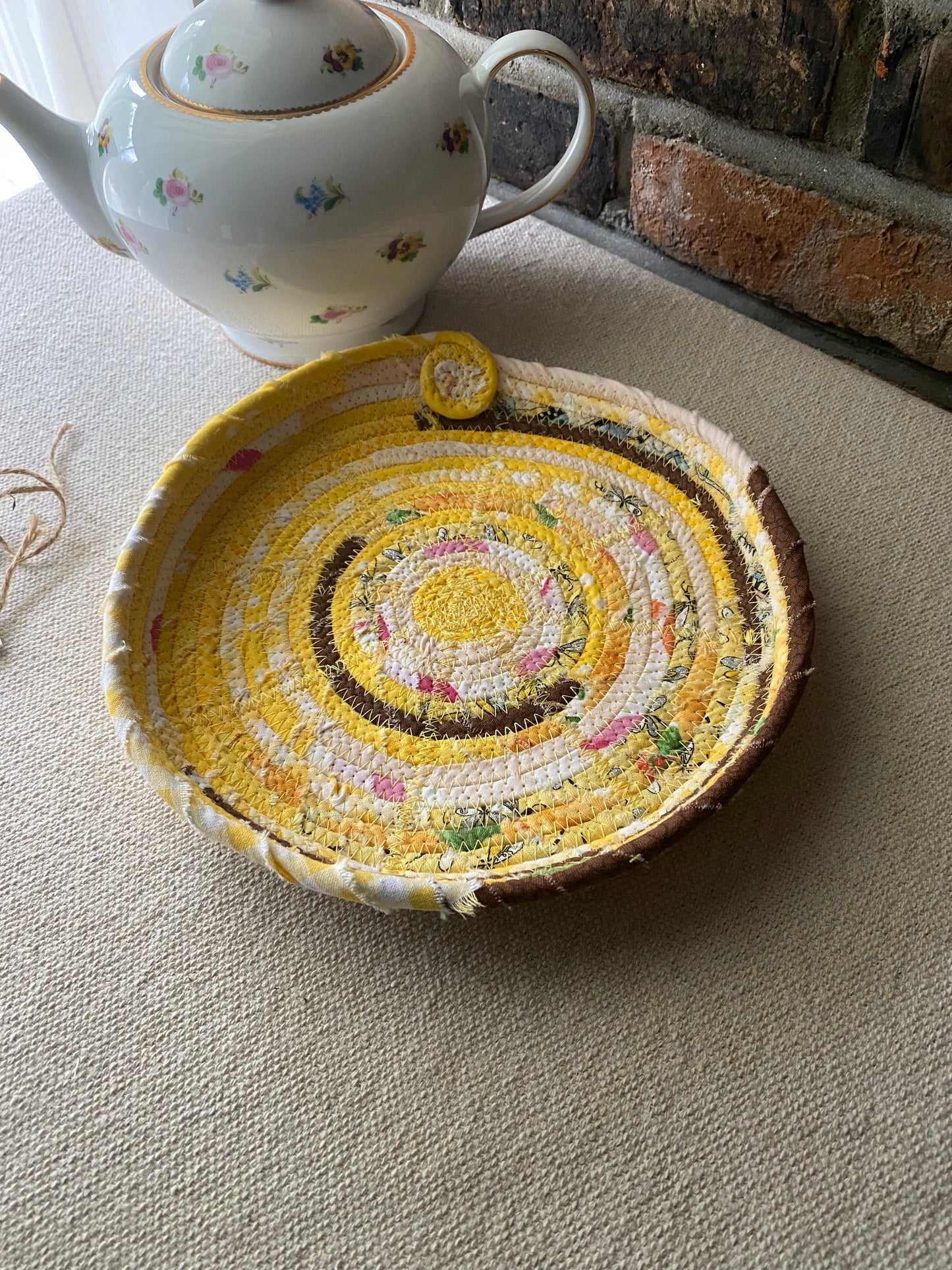 8” Large Saucer Style Trivet