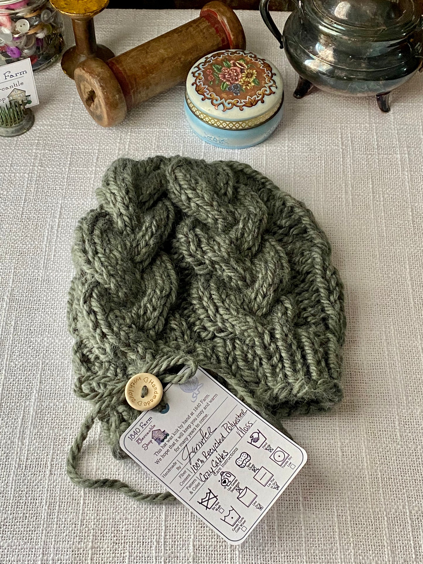 Cozy Cables Hat - Recycled Synthetic Fiber