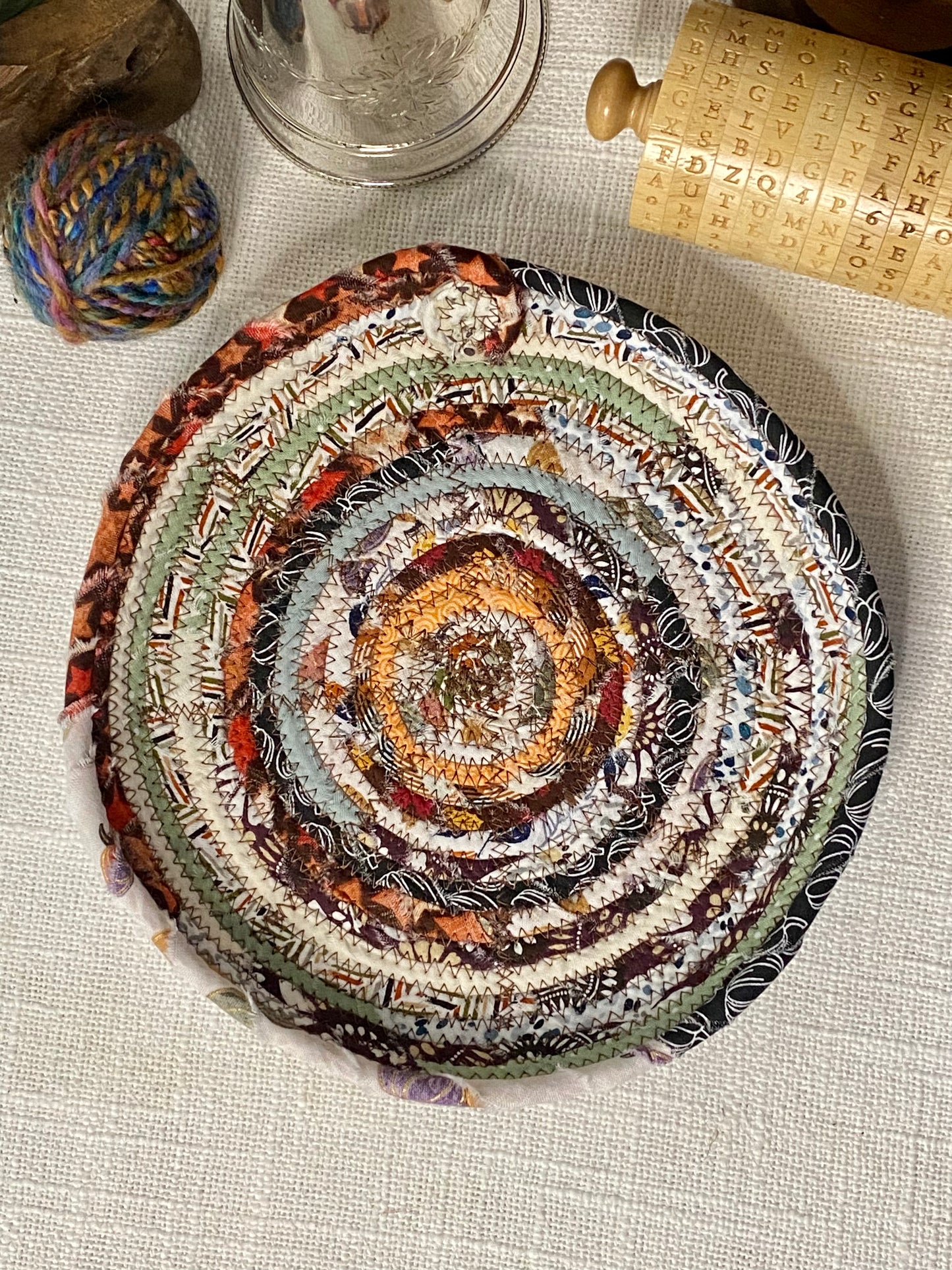 Fall - 8” Large Saucer Style Trivet