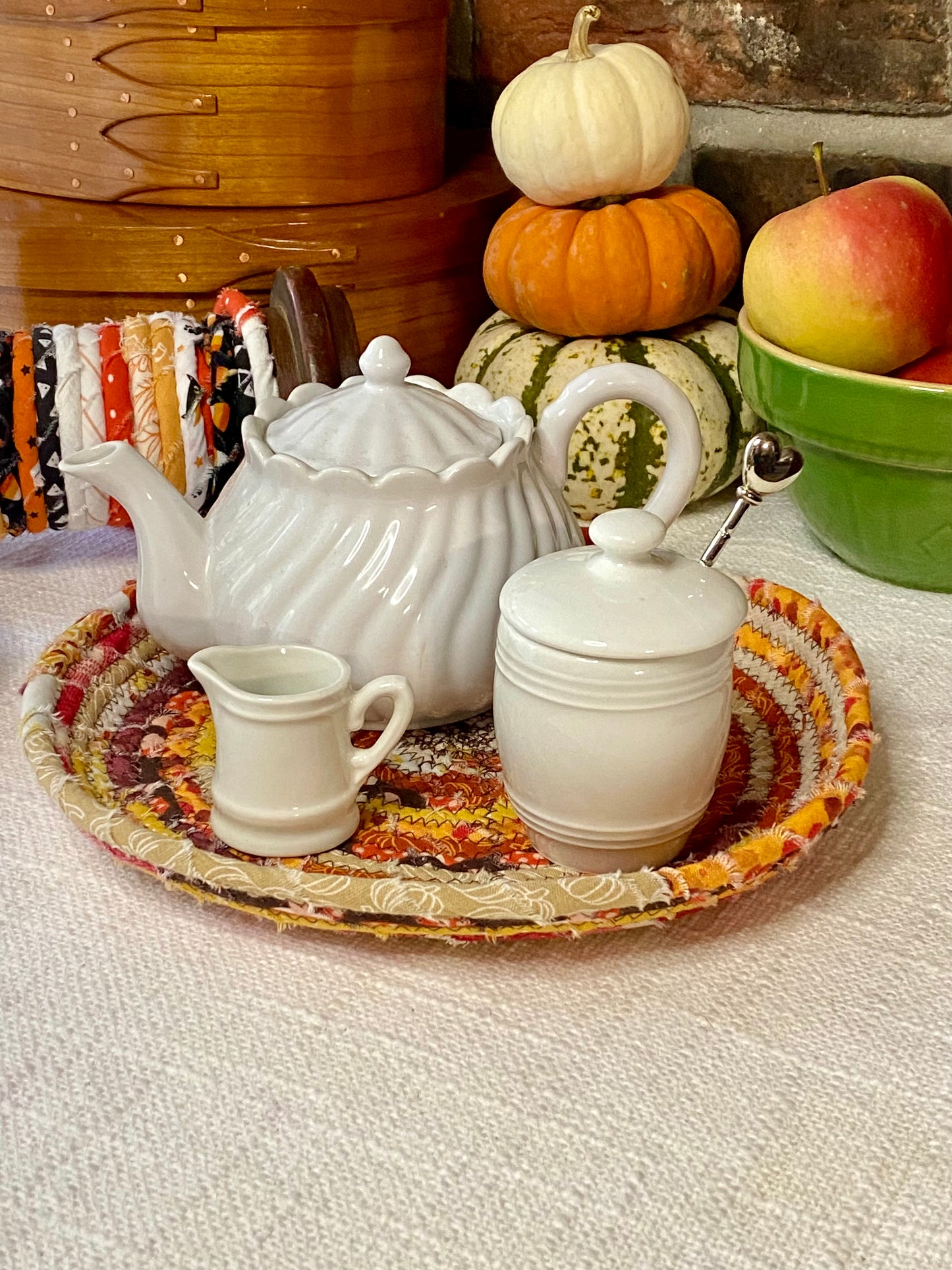 9” Saucer Style Trivet - Fall