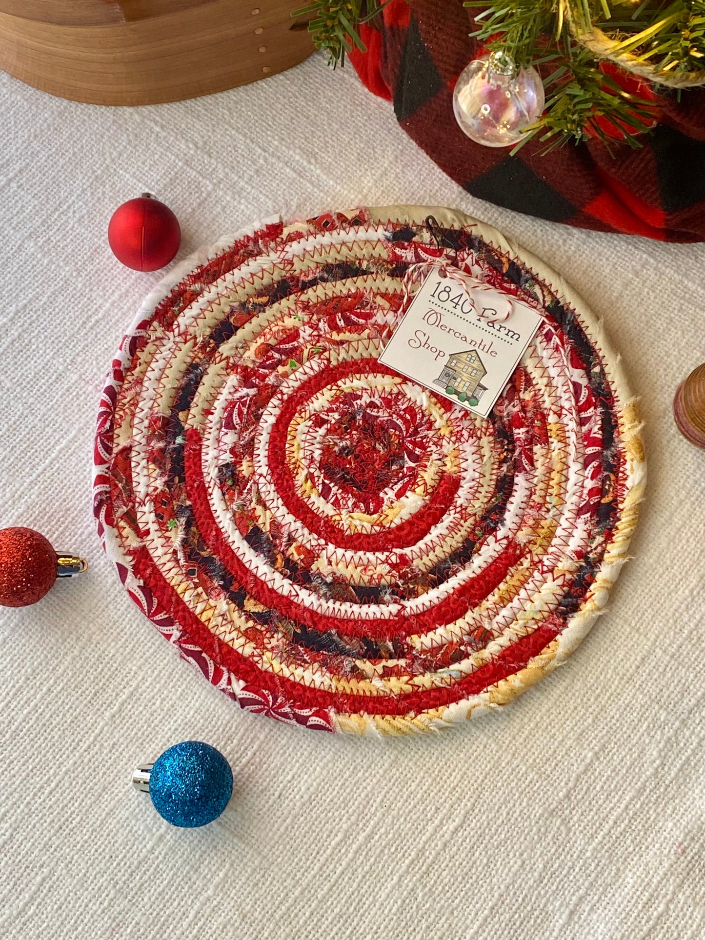 8” Large Flat Trivet - Holiday 2024