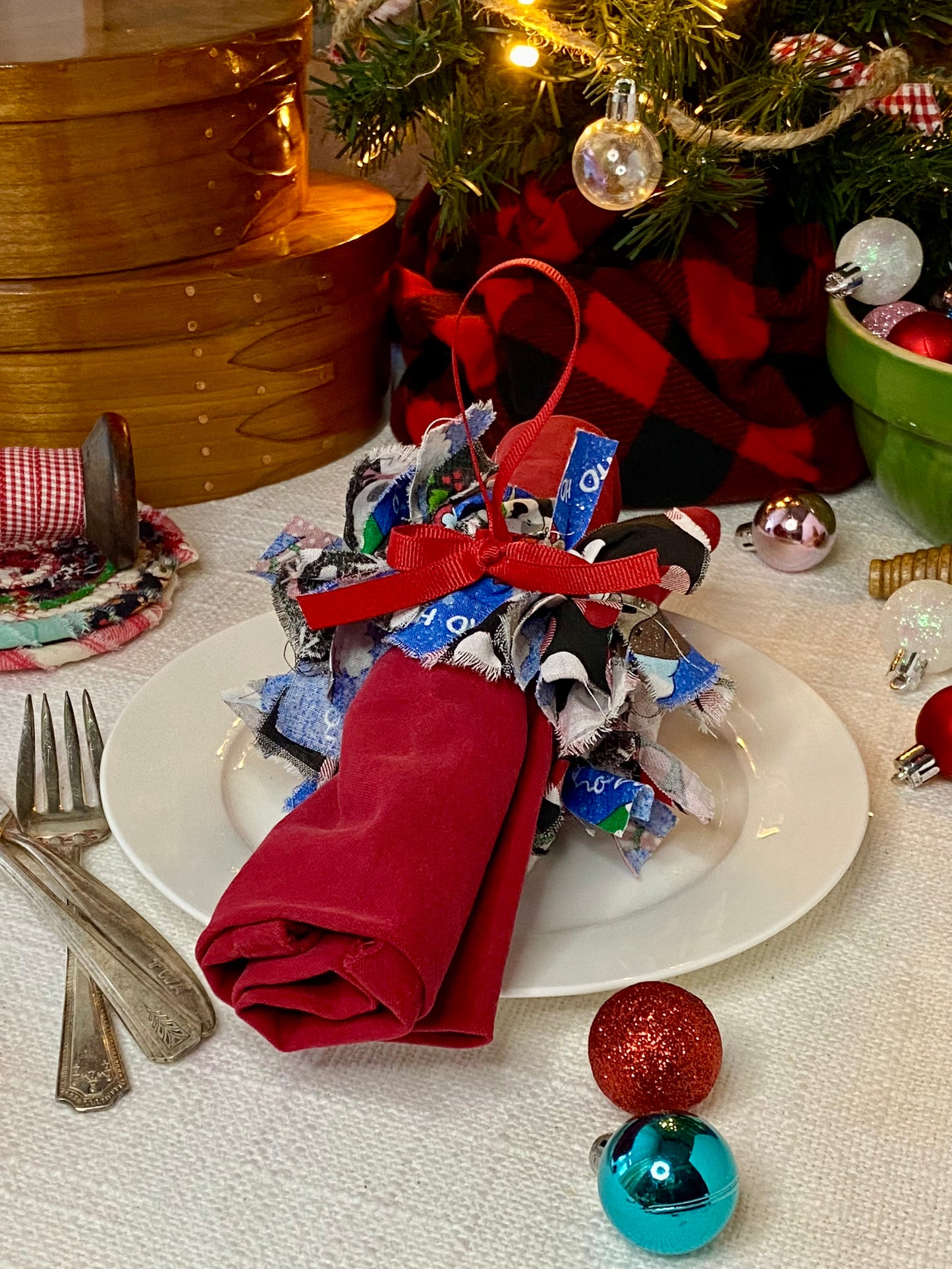 Handmade Scrappy Fabric Wreath - Paw Prints and Santa Dogs