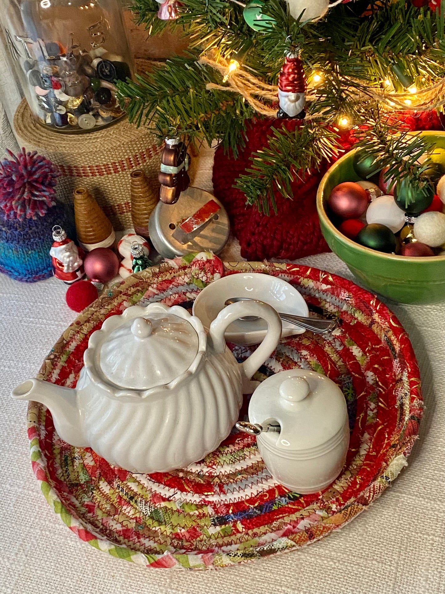 10” Extra Large Saucer Style Trivet - Holiday 2024