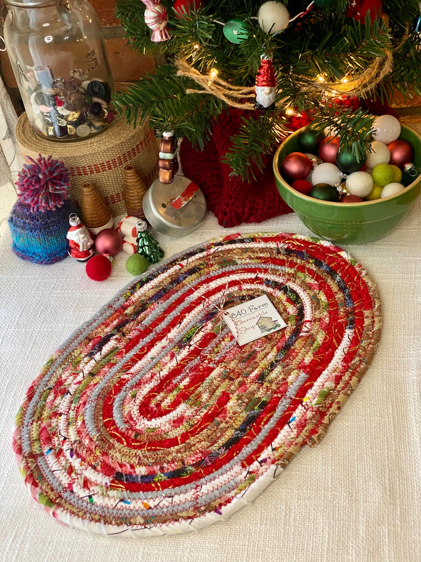 10” x 15" Extra Large Oval Flat Trivet- Holiday