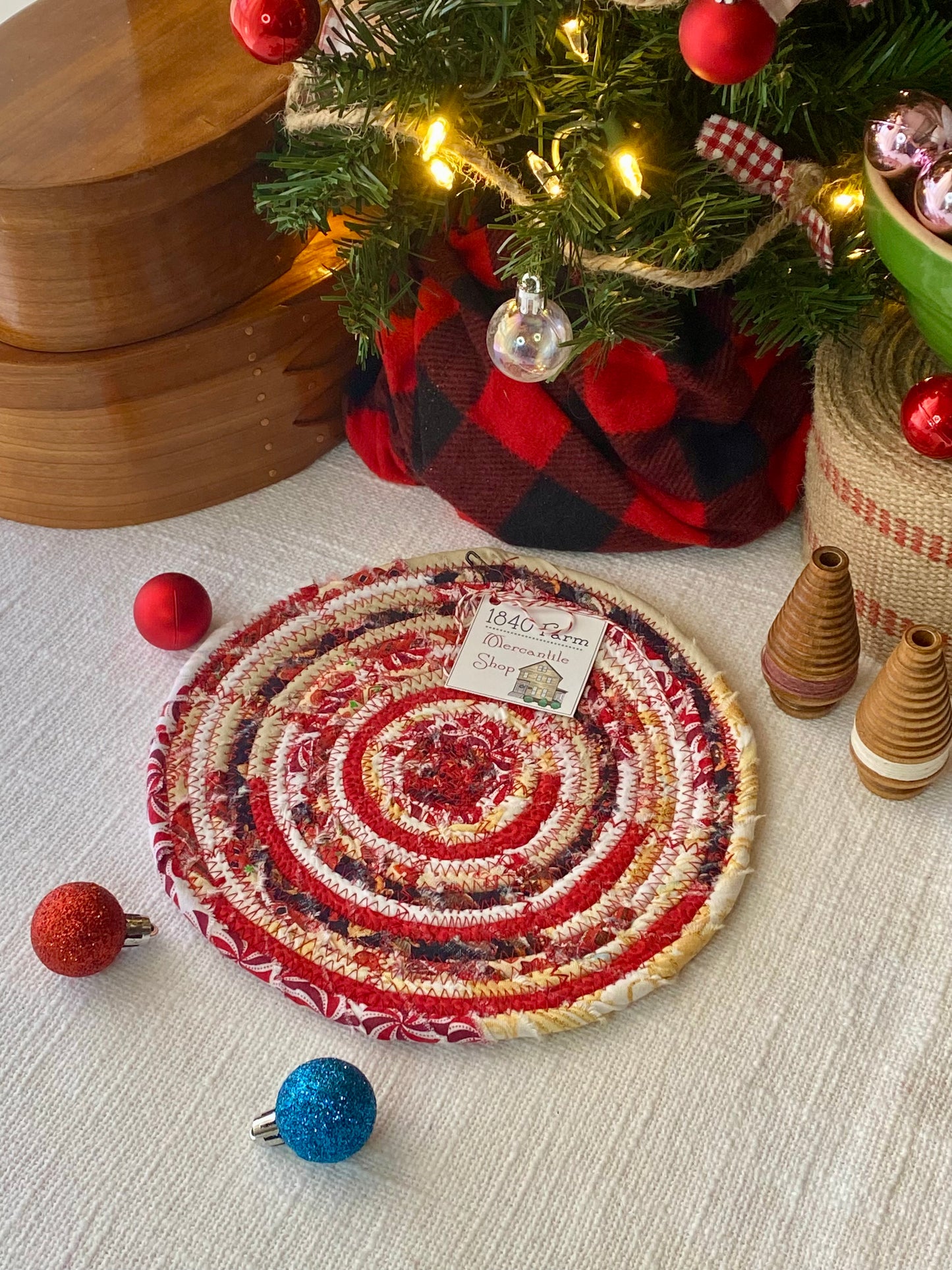 8” Large Flat Trivet - Holiday 2024