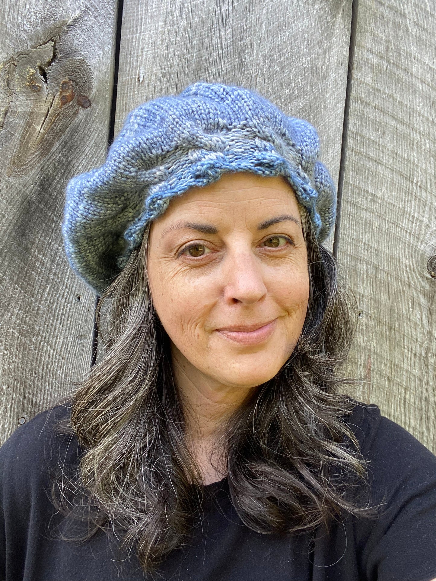 Ocean Waves Hat in Wool Blend - Forest