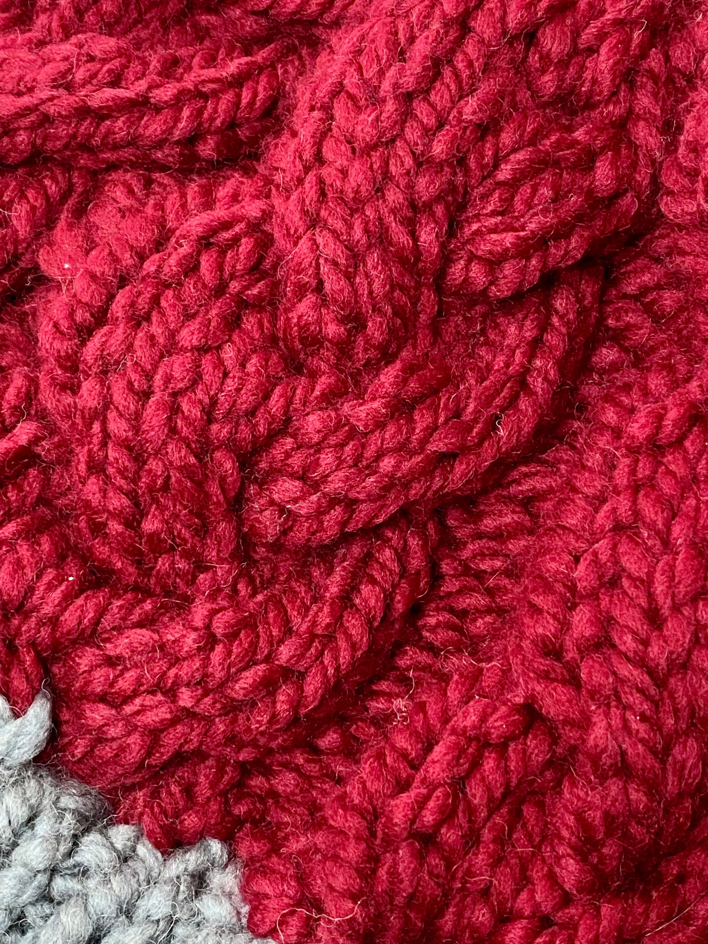 Cozy Cables Hat in Cranberry and Pewter- Wool Blend Fiber - Dual Tone