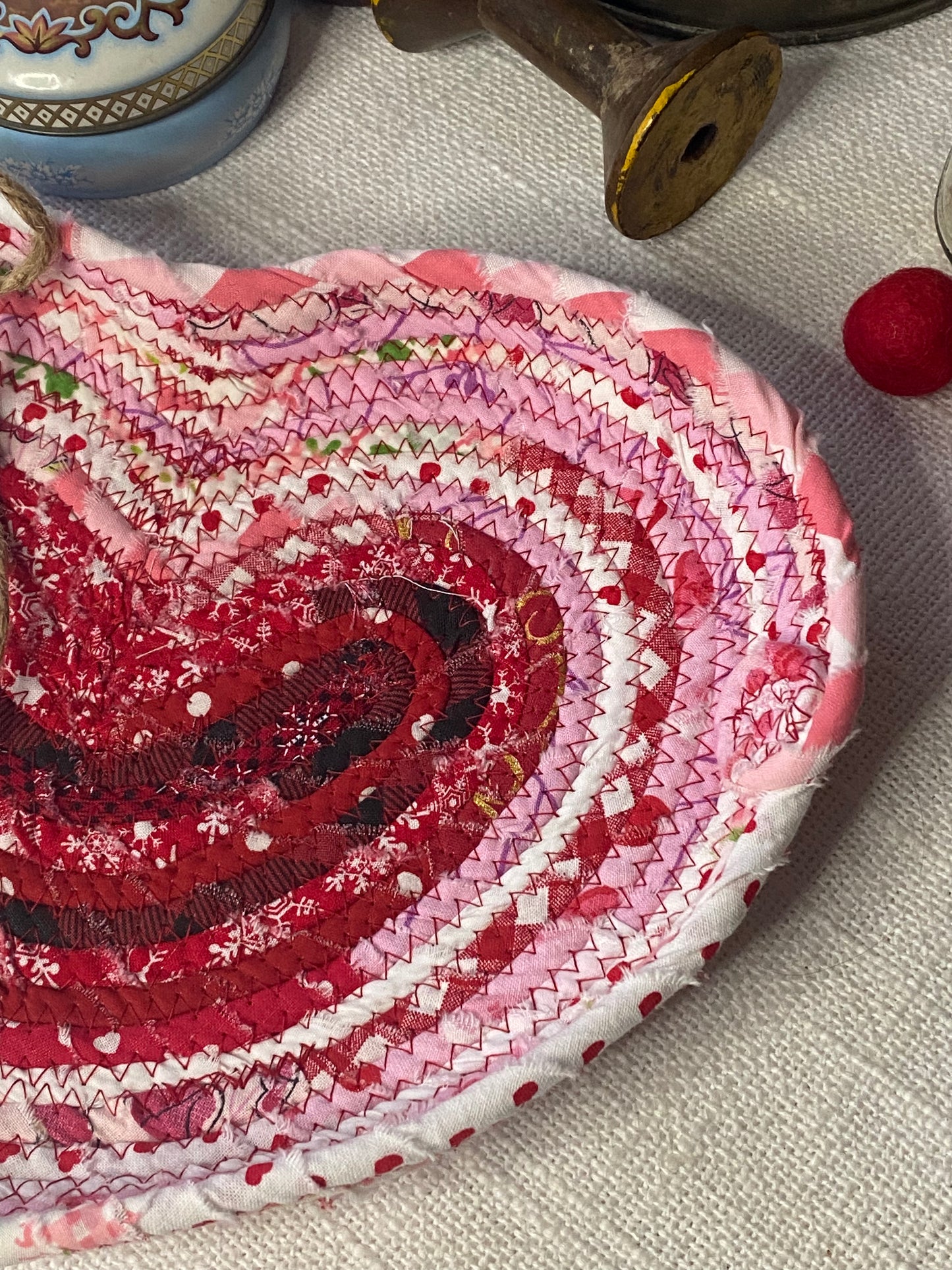 10” Heart Shaped Saucer Trivet